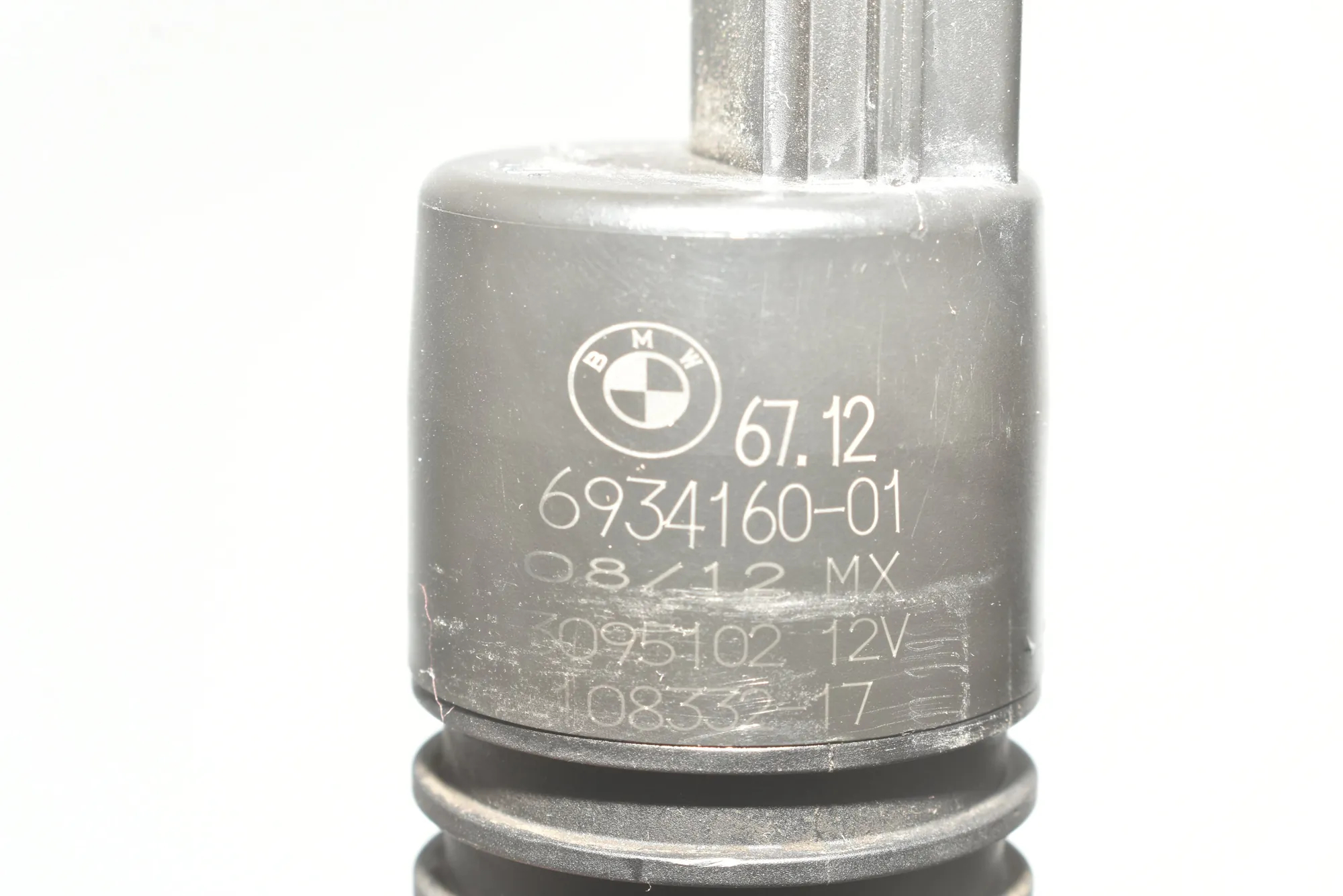 Washer Tank Motor – OEM 6934160 · BMW X3 (F25) xDrive 35 d 2012 – 4