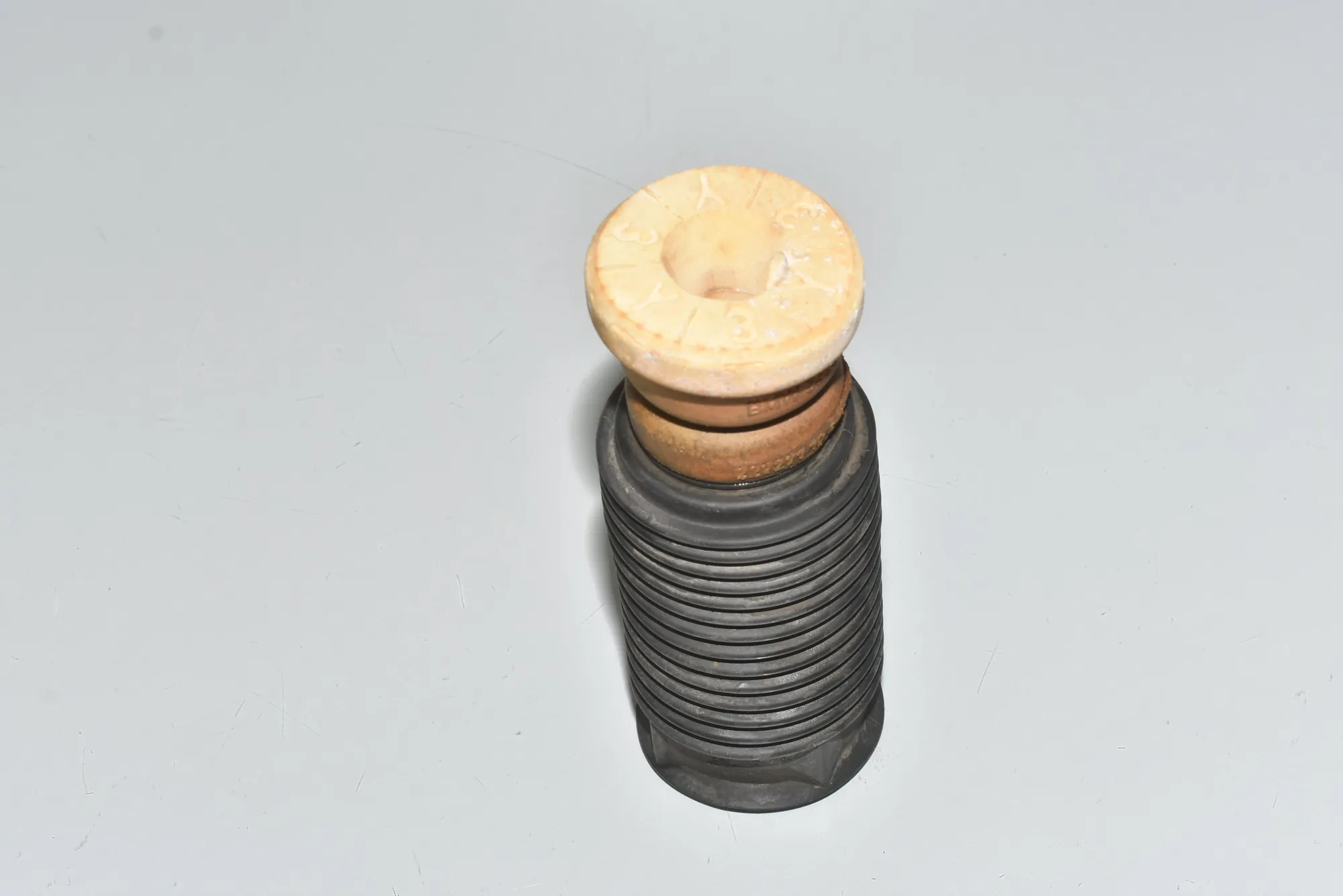 Absorber Cylinder Protection – OEM 33536852241 · BMW i3 (I01) BMW i3 (I01) Hybrid 2017