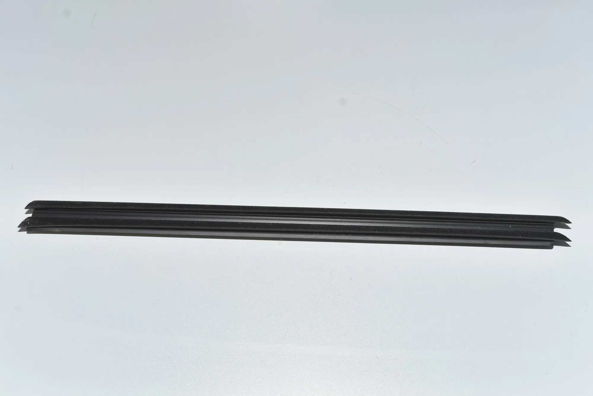 Rear Left Door Rubber Seal – OEM 7205735 · BMW X3 (F25) xDrive 35 d 2012 – 3