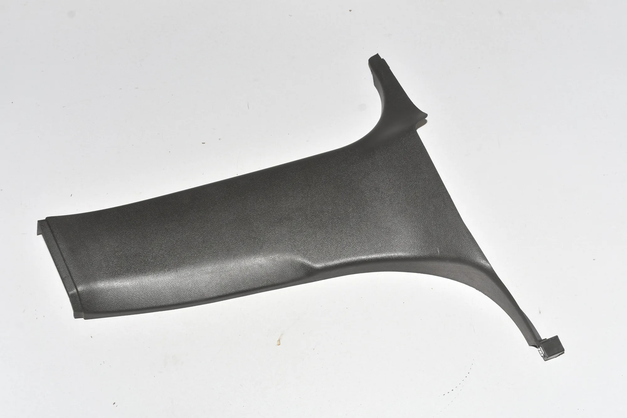 Right Side B Pillar Trim – OEM 9169308 · BMW X3 (F25) xDrive 35 d 2012 – 2