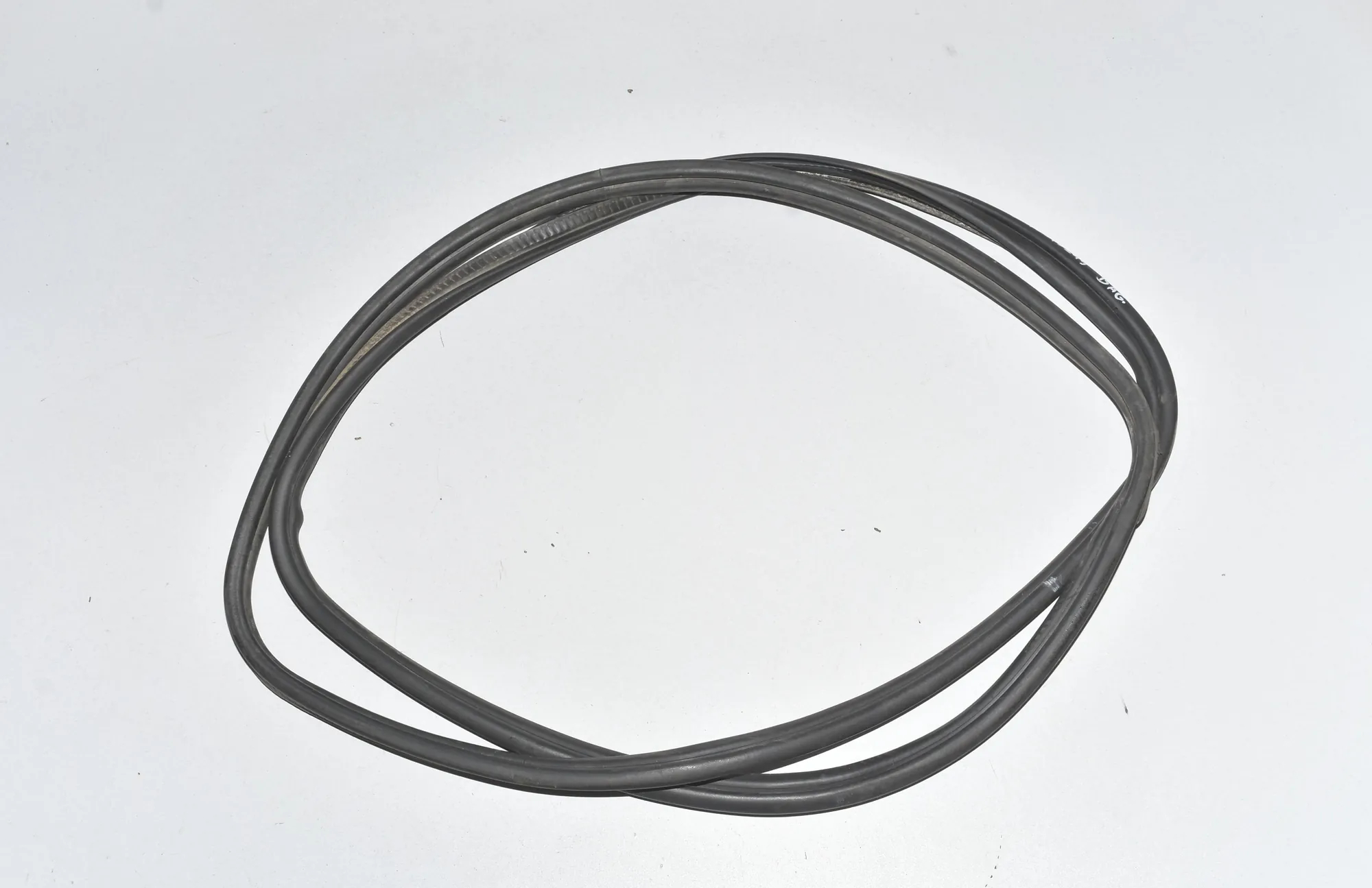 Tailgate Rubber Seal – OEM 7301846 · BMW X3 (F25) xDrive 35 d 2012 – 2