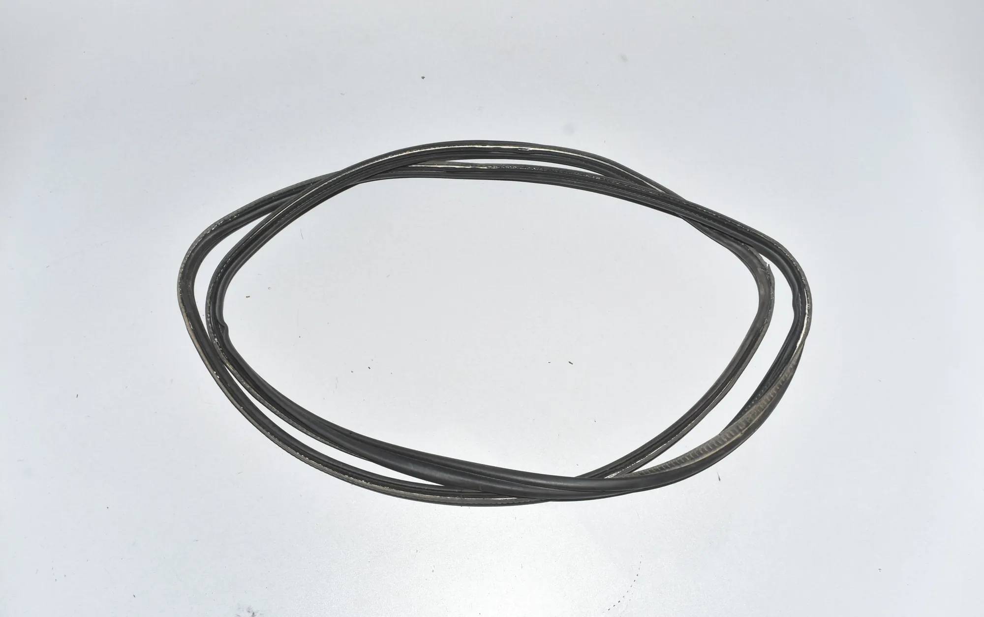 Tailgate Rubber Seal – OEM 7301846 · BMW X3 (F25) xDrive 35 d 2012