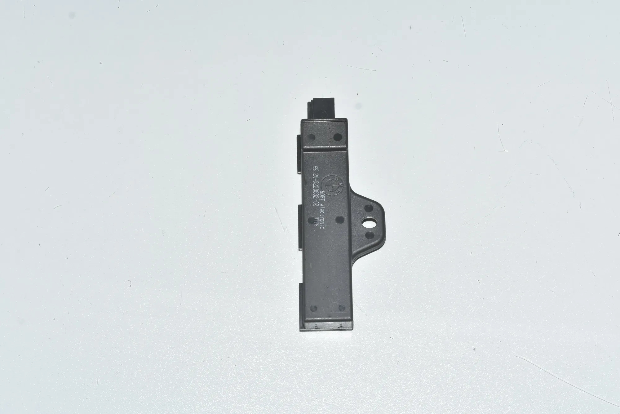 Antenna – OEM 65209220832 · BMW 2 Gran Tourer (F46) 218 d xDrive 2017 – 2