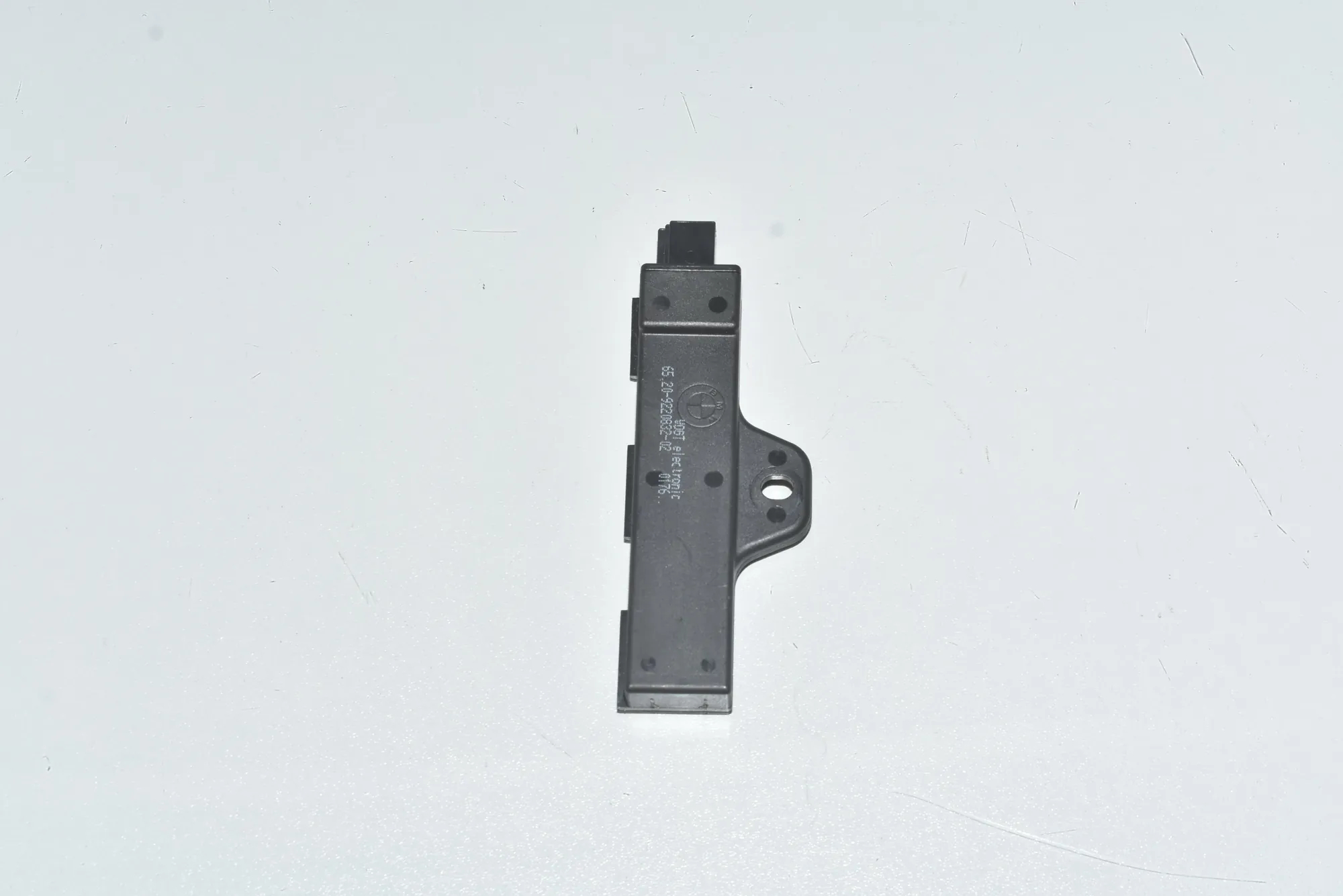 Antenna – OEM 65209144260 · BMW 2 Gran Tourer (F46) 218 d xDrive 2017 – 2