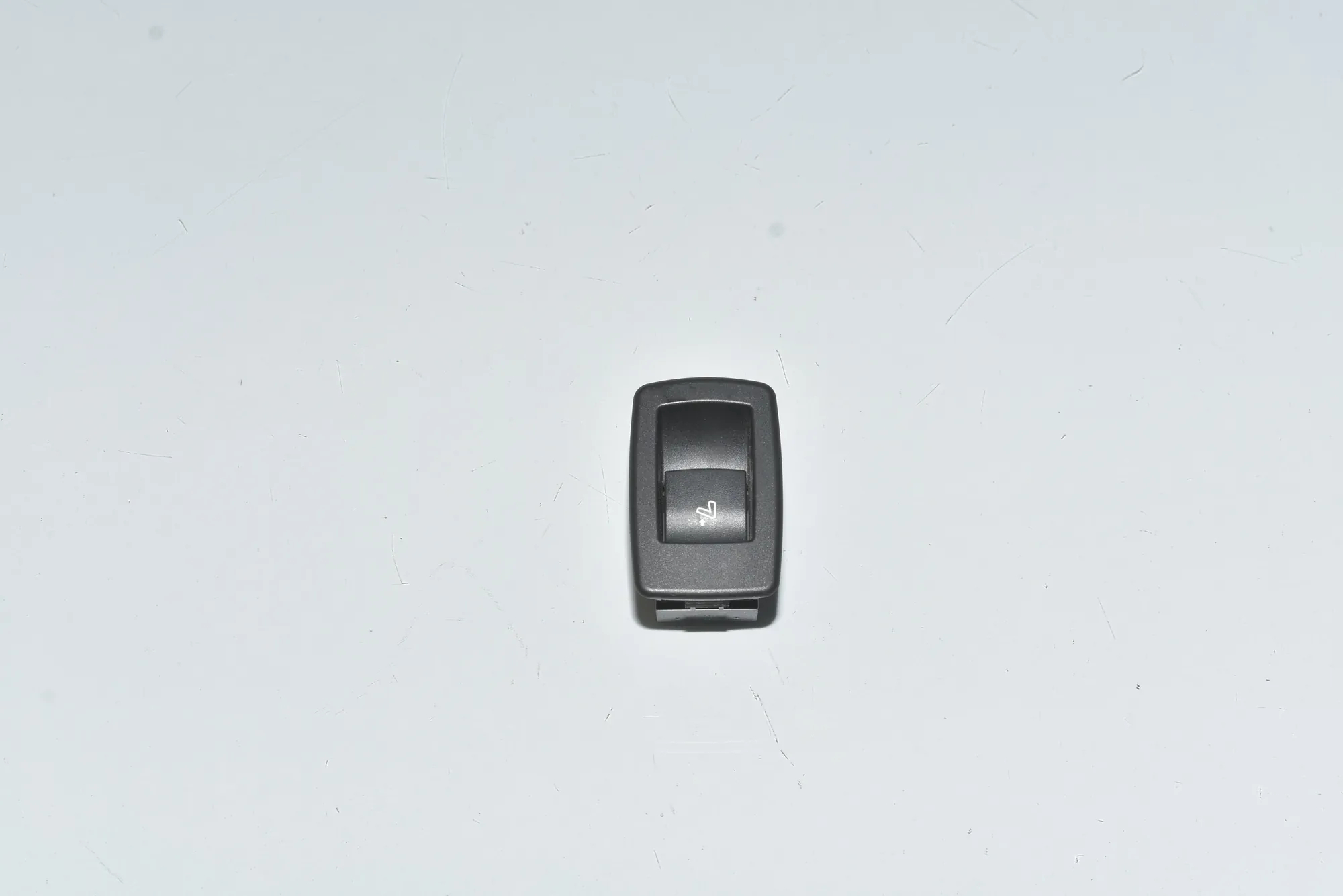 Switches – OEM 61319290728 · BMW 2 Gran Tourer (F46) 218 d xDrive 2017 – 2
