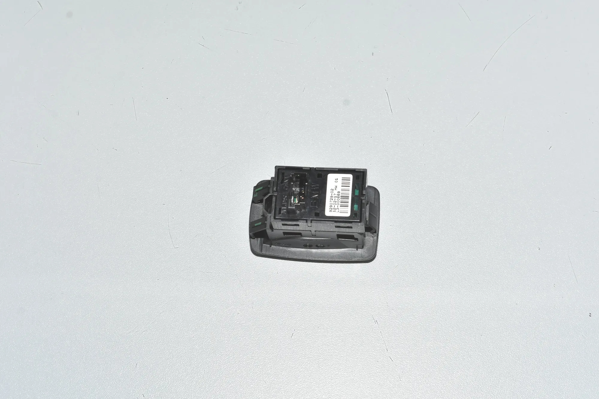 Switches – OEM 61319290729 · BMW 2 Gran Tourer (F46) 218 d xDrive 2017 – 3