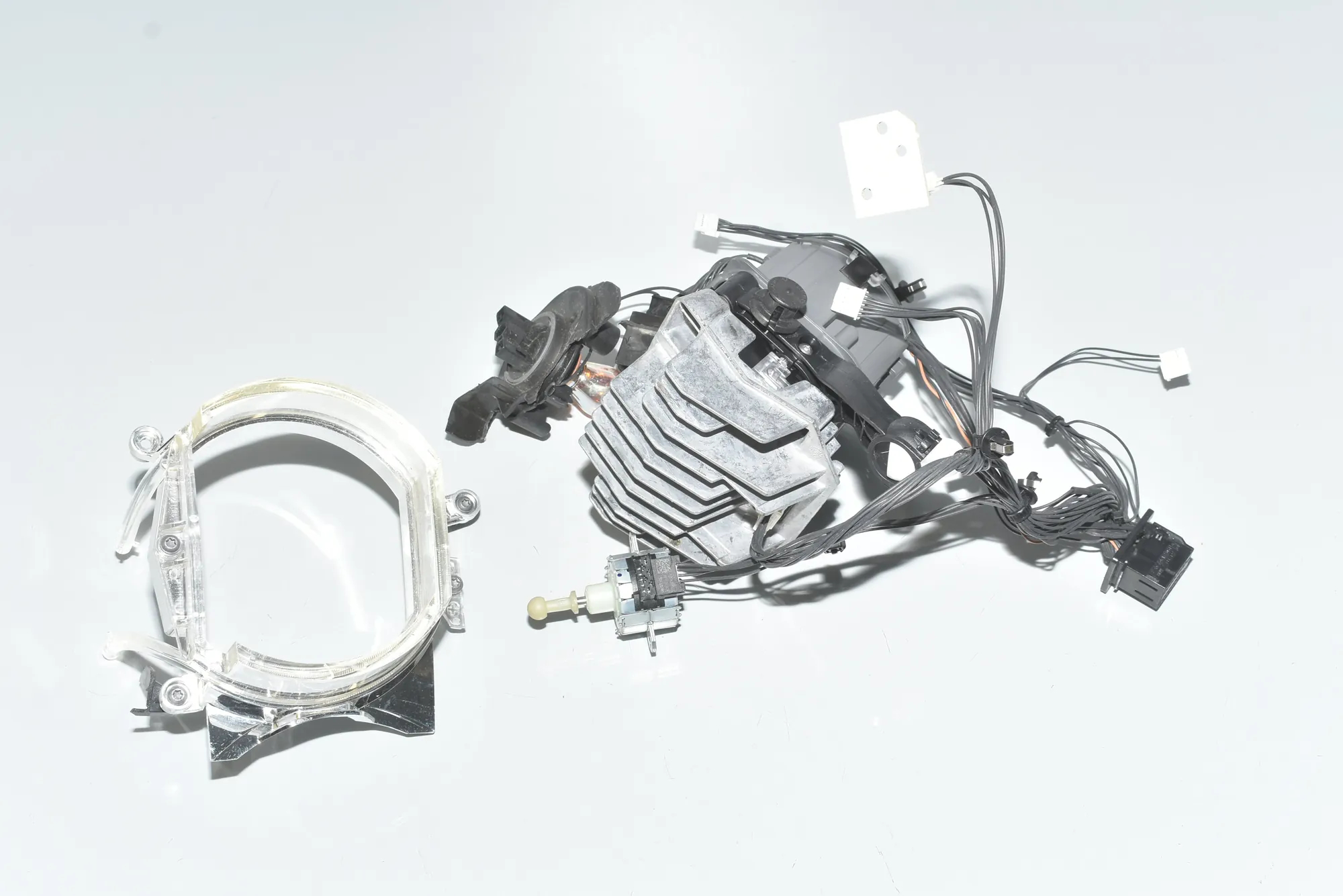 Front Left Headlight – OEM 7391401 · BMW 2 Gran Tourer (F46) 218 d xDrive 2017 – 3