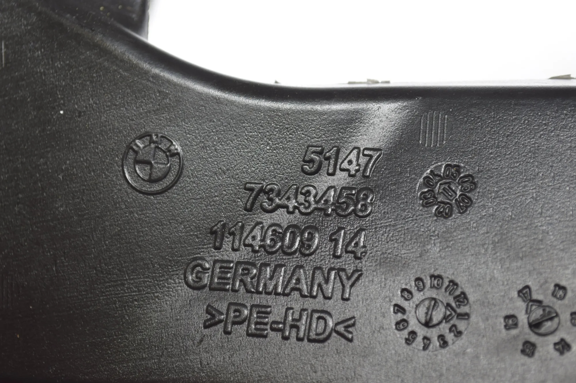 Interior Air Duct Channel – OEM 7343502 · BMW 7 (G11, G12) 730 d, Ld xDrive 2017 – 5