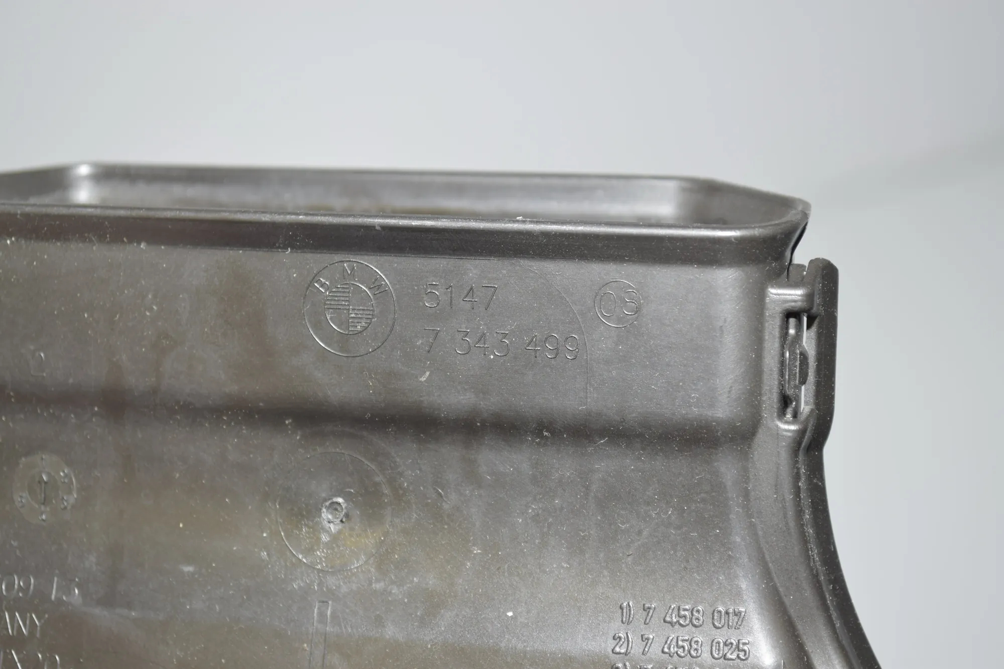 Interior Air Duct Channel – OEM 7343499 · BMW 7 (G11, G12) 730 d, Ld xDrive 2017 – 5