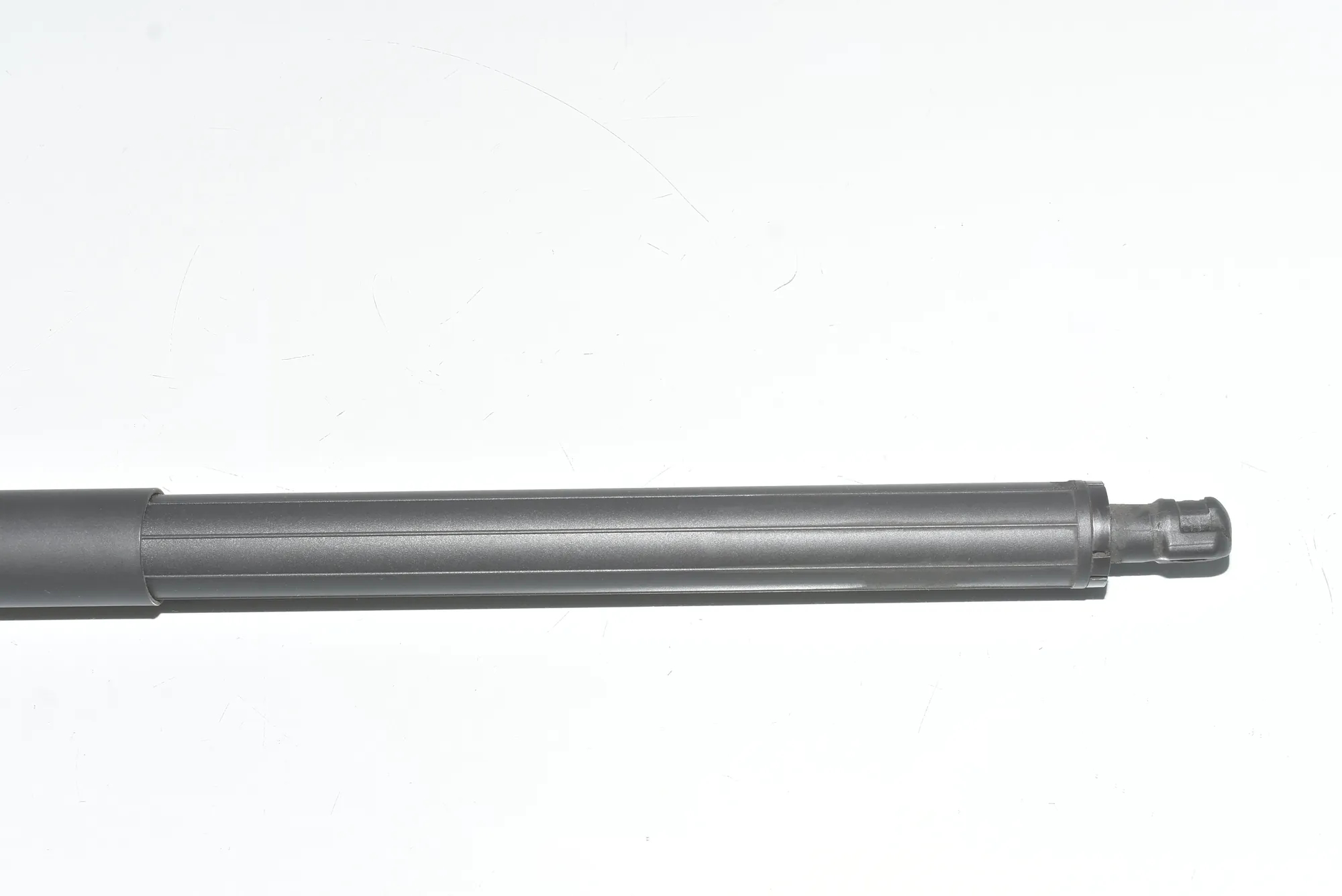 Right Side Tailgate Gas Strut – OEM 51247411918 · BMW 2 Gran Tourer (F46) 218 d xDrive 2017 – 3