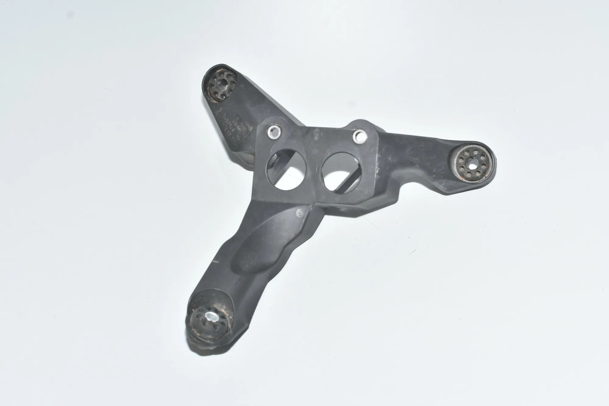 ABS Pump Holder – OEM 6799814 · BMW 2 Gran Tourer (F46) 218 d xDrive 2017