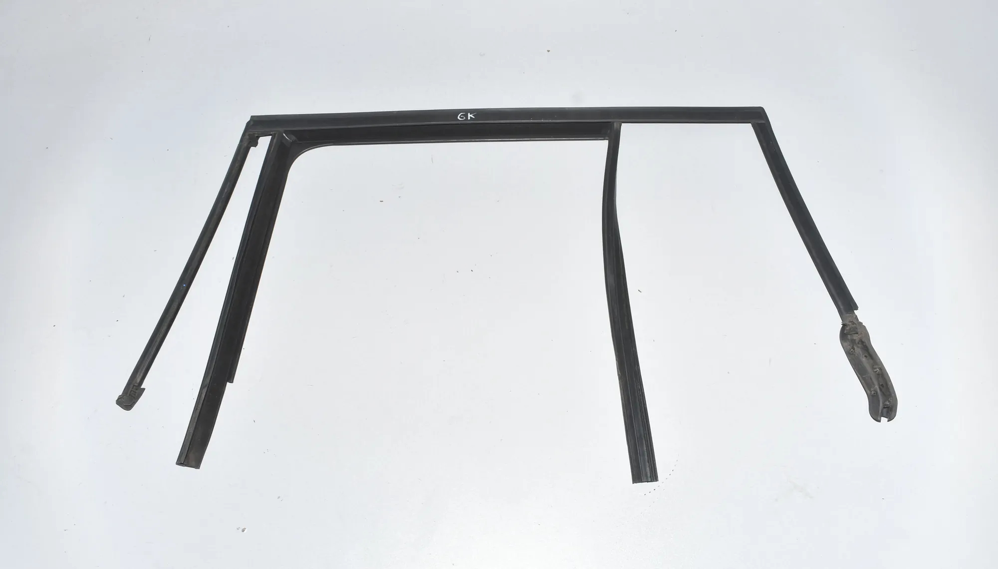 Rear Left Door Rubber Seal – OEM 51352576681 · BMW 2 Gran Tourer (F46) 218 d xDrive 2017 – 2