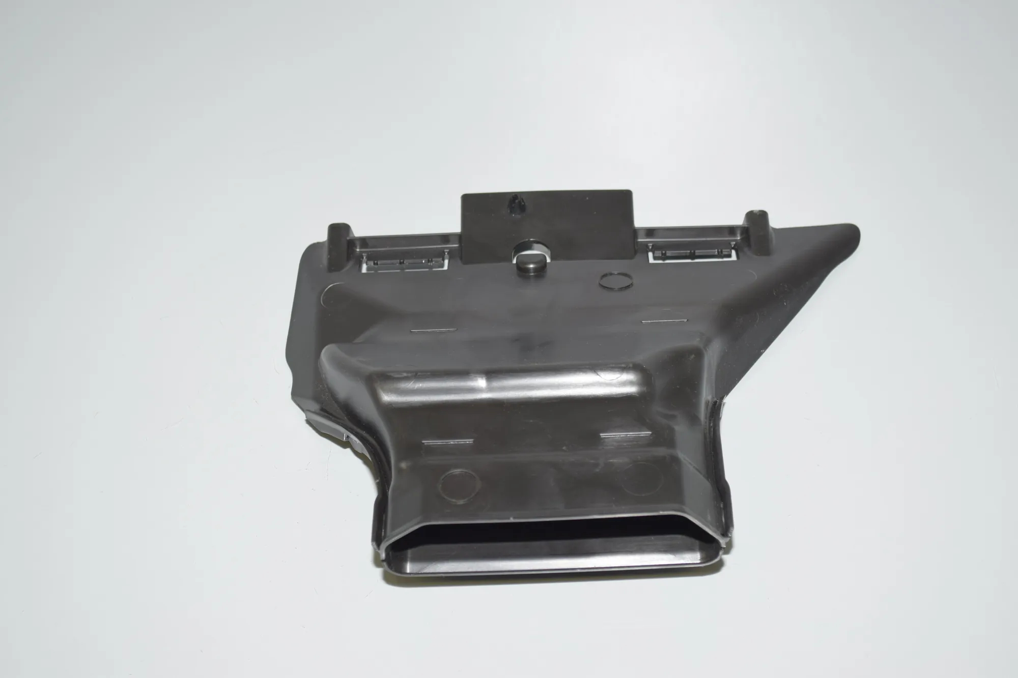 Interior Air Duct Channel – OEM 7343500 · BMW 7 (G11, G12) 730 d, Ld xDrive 2017 – 2