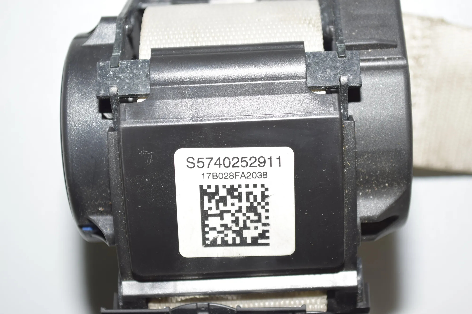 Rear Middle Seatbelt – OEM 7402529 · BMW 7 (G11, G12) 730 d, Ld xDrive 2017 – 5