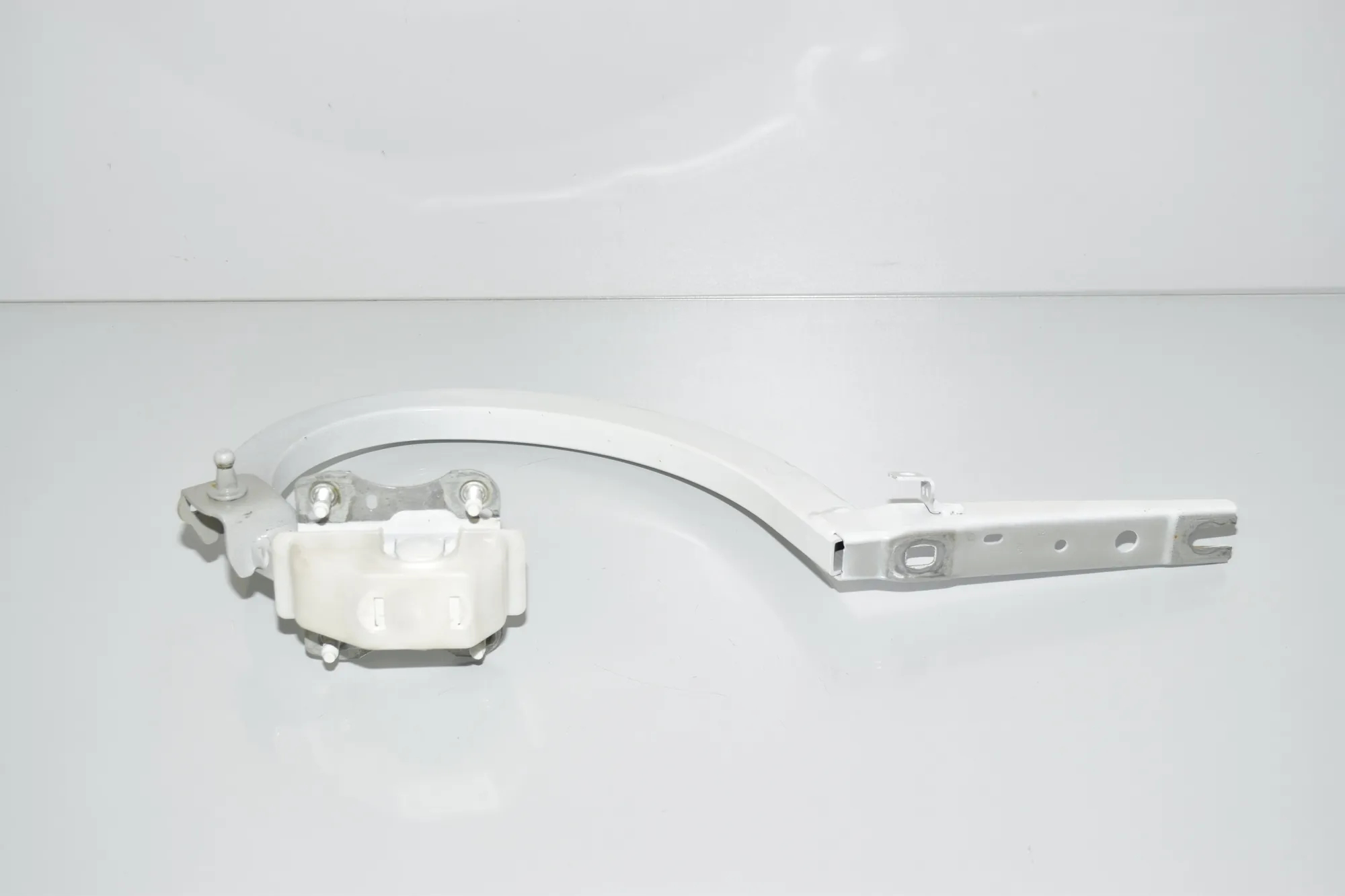Right Side Bootlid Hinge – OEM 7357116 · BMW 7 (G11, G12) 730 d, Ld xDrive 2017 – 4
