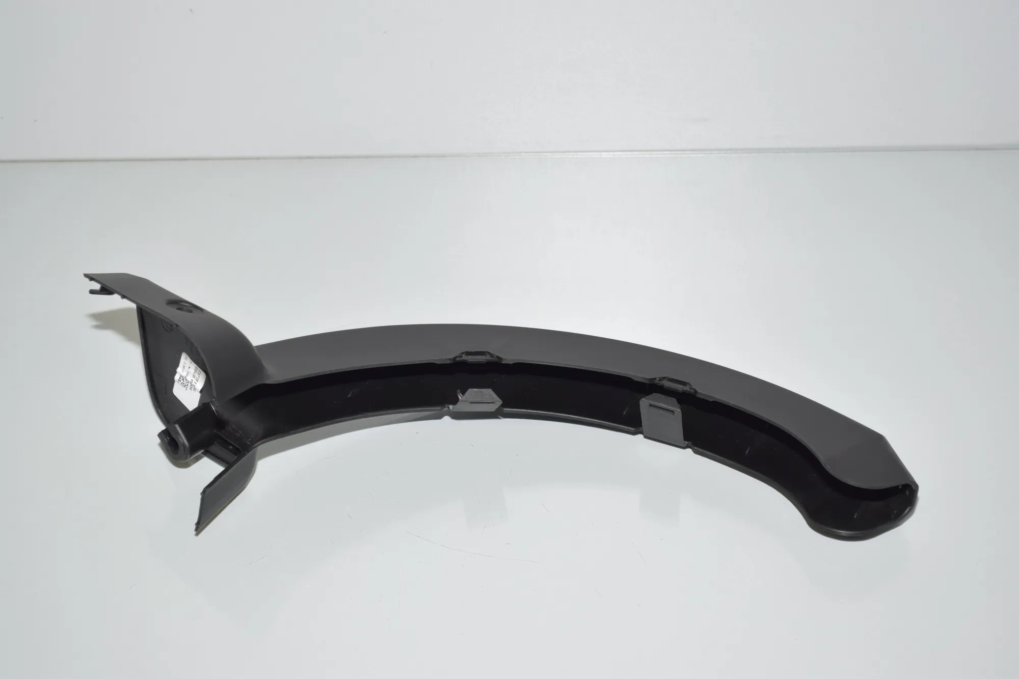 Hinge Trim – OEM 7371811 · BMW 7 (G11, G12) 730 d, Ld xDrive 2017 – 4