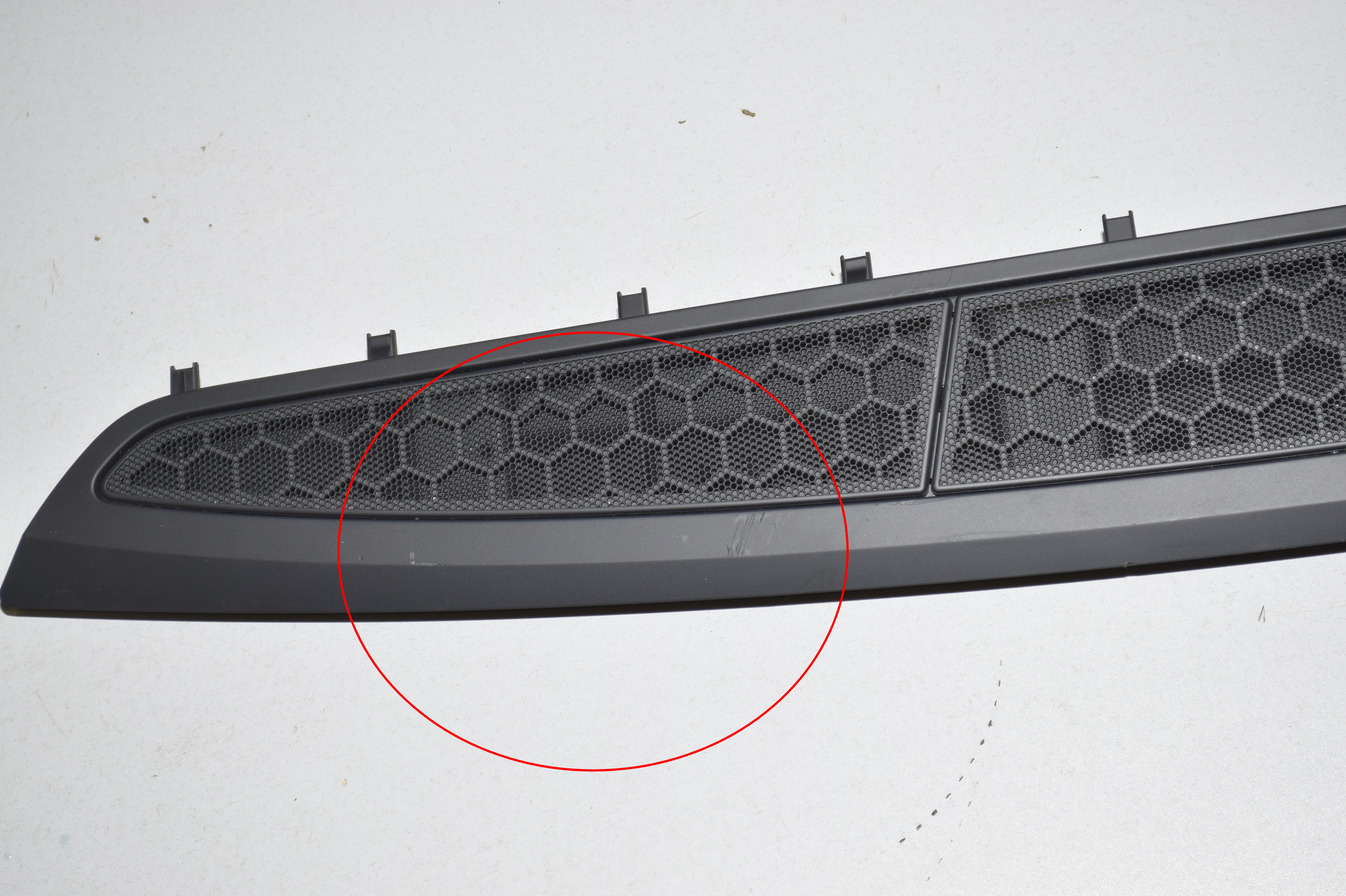 Rear Parcel Shelf Grill – OEM 7355373 · BMW 7 (G11, G12) 730 d, Ld xDrive 2017 – 4