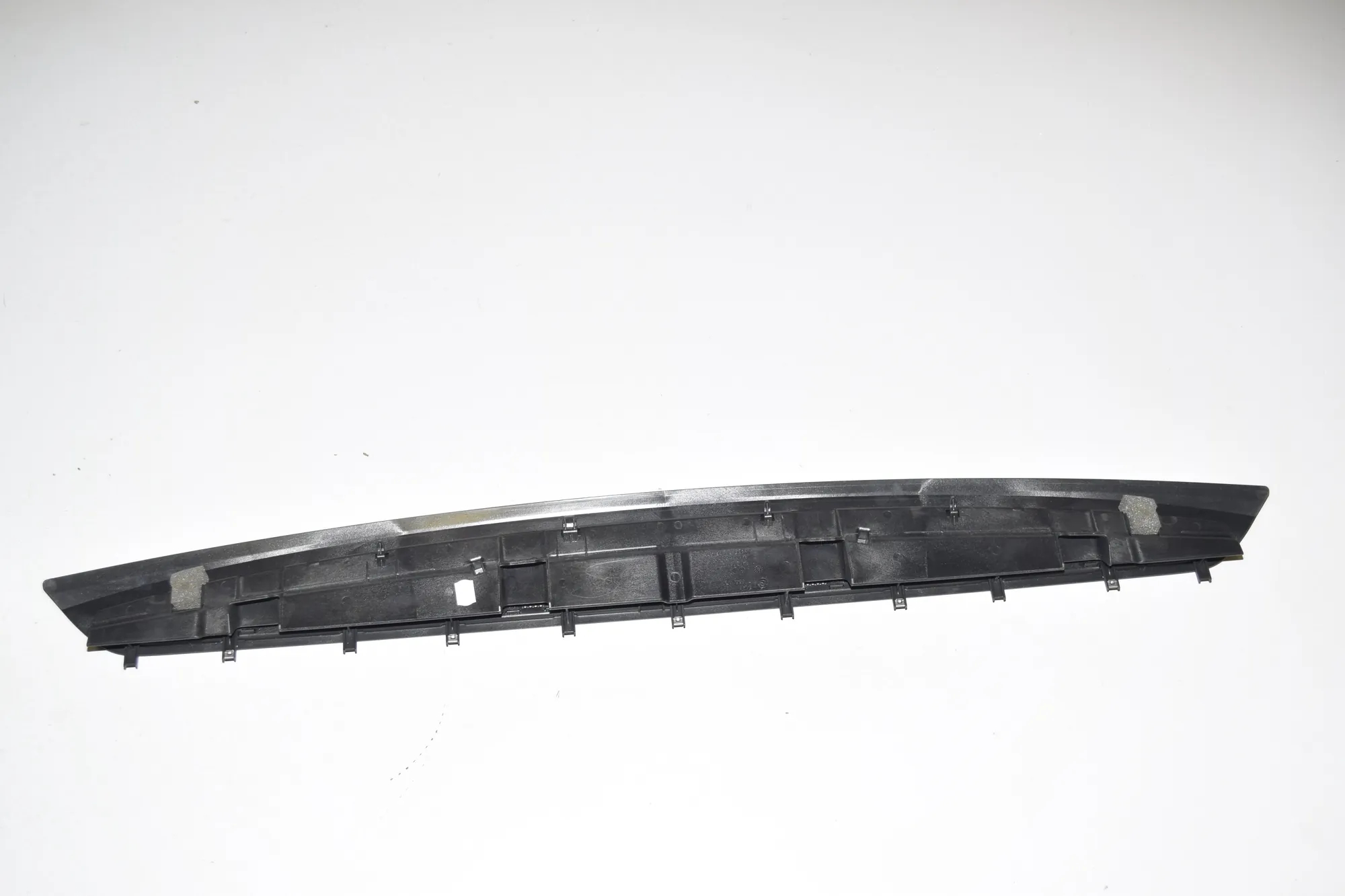 Rear Parcel Shelf Grill – OEM 7355373 · BMW 7 (G11, G12) 730 d, Ld xDrive 2017 – 7