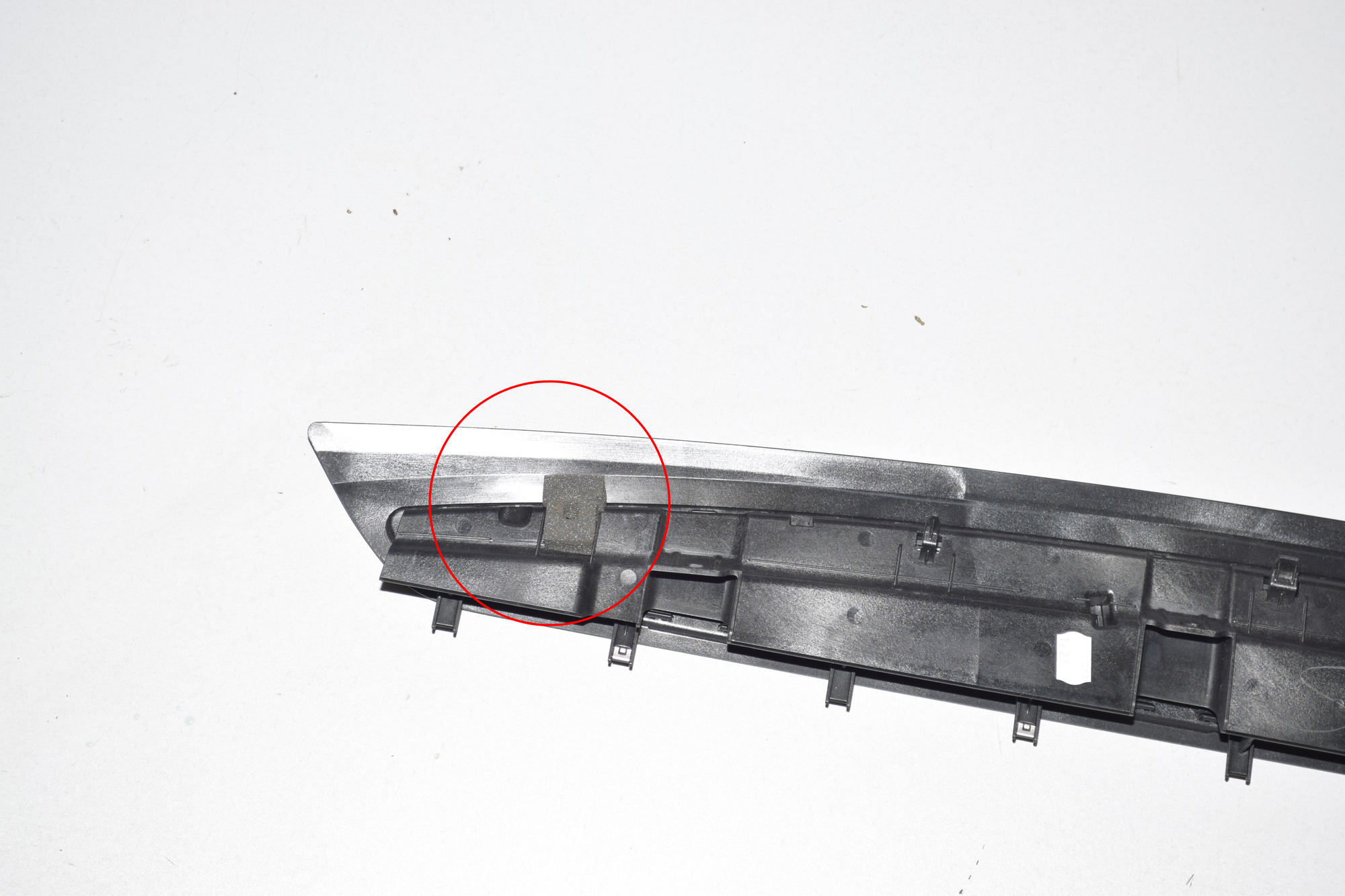 Rear Parcel Shelf Grill – OEM 7355373 · BMW 7 (G11, G12) 730 d, Ld xDrive 2017 – 3