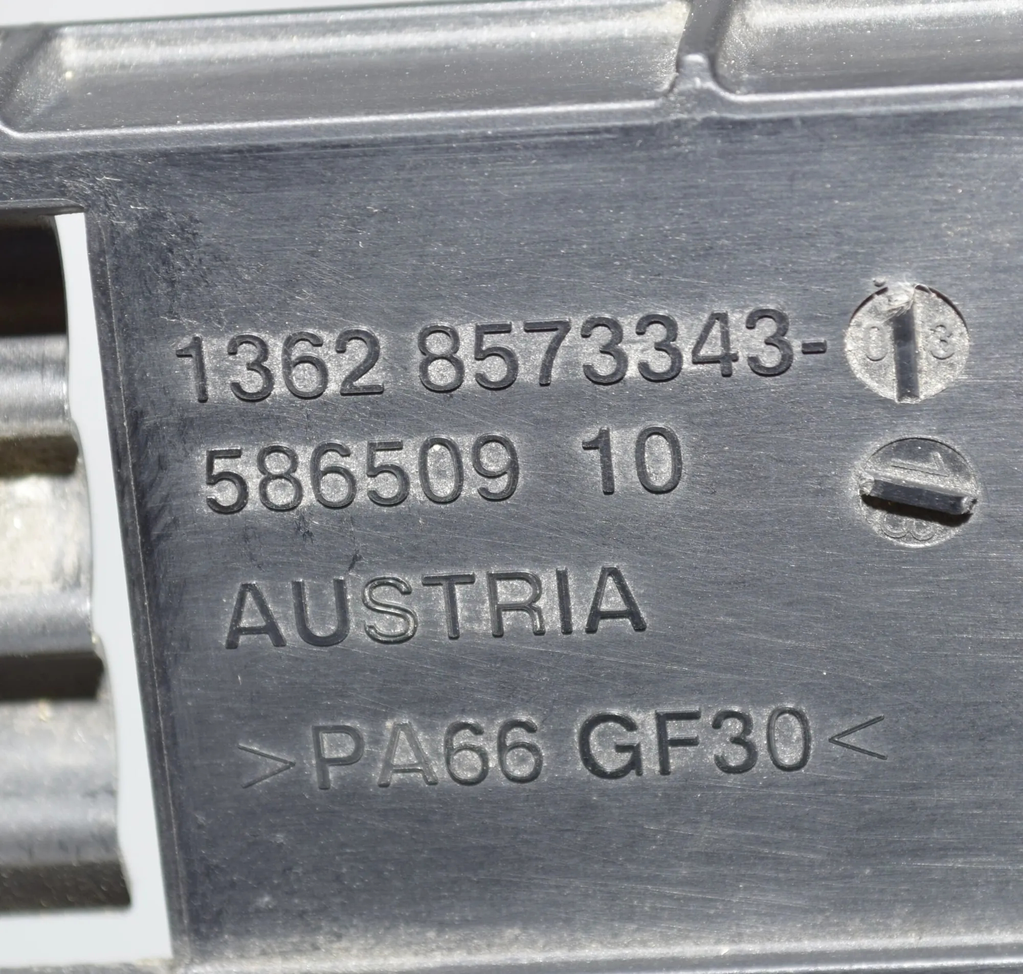 Bracket – OEM 8573343 · BMW 7 (G11, G12) 730 d, Ld xDrive 2017 – 4