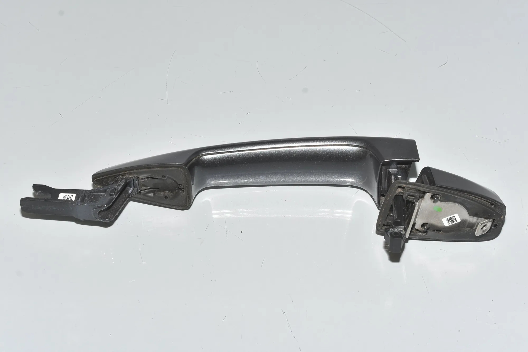 Front Right Door Exterior Handle – OEM 7396306 · BMW 2 Gran Tourer (F46) 218 d xDrive 2017 – 3