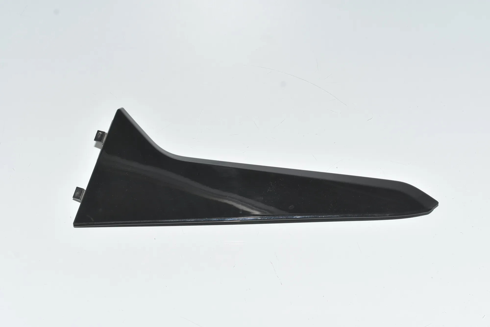 Other Trim Parts – OEM 7364775 · BMW 2 Gran Tourer (F46) 218 d xDrive 2017 – 2