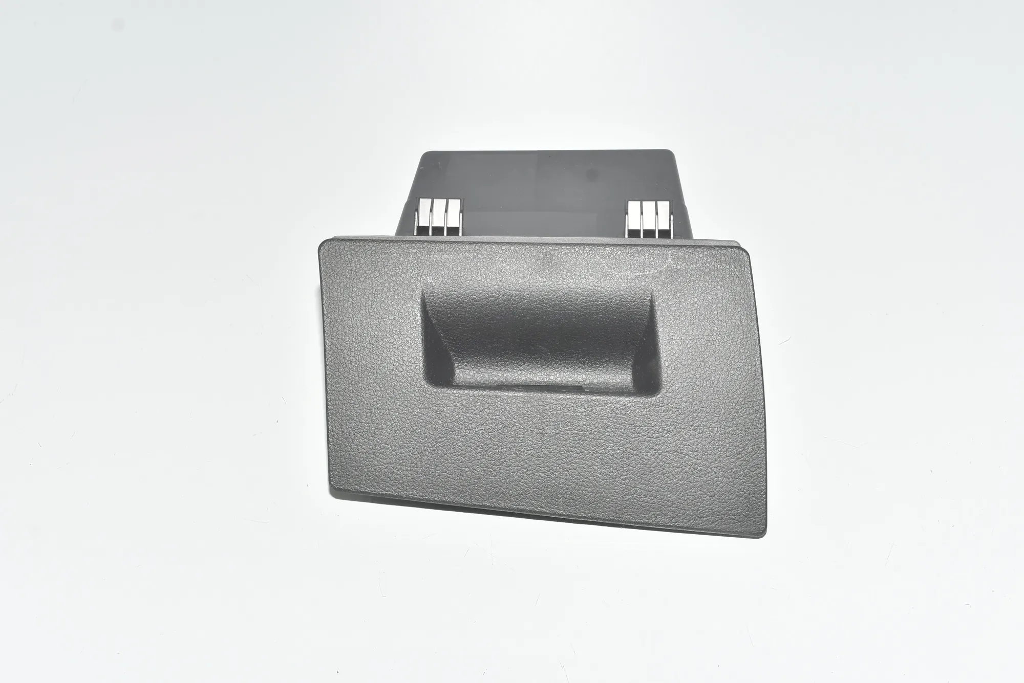 Glove Compartment – OEM 9262975 · BMW 2 Gran Tourer (F46) 218 d xDrive 2017