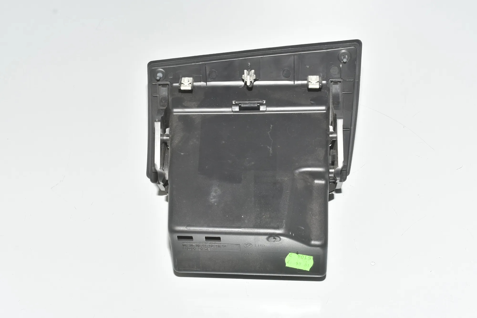Glove Compartment – OEM 9262975 · BMW 2 Gran Tourer (F46) 218 d xDrive 2017 – 3