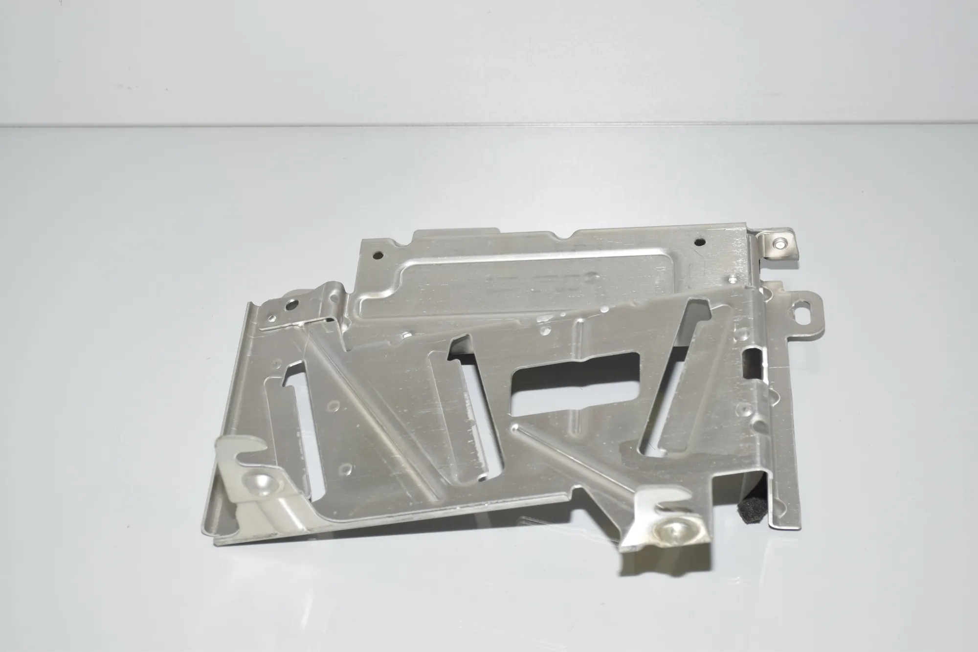 Bracket – OEM 9353270 · BMW 7 (G11, G12) 730 d, Ld xDrive 2017 – 2