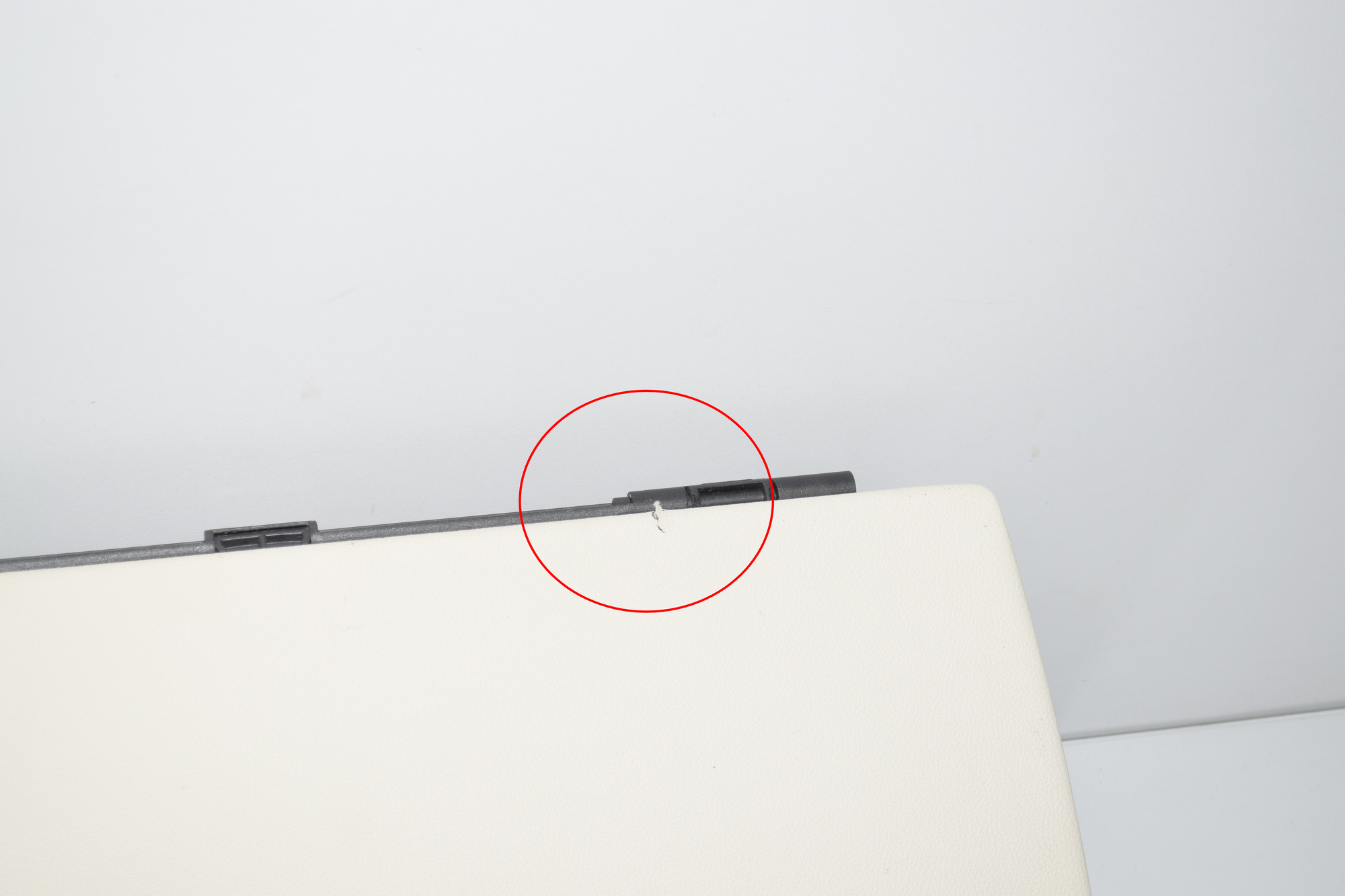 Glove Compartment – OEM 9348658 · BMW 7 (G11, G12) 730 d, Ld xDrive 2017 – 2