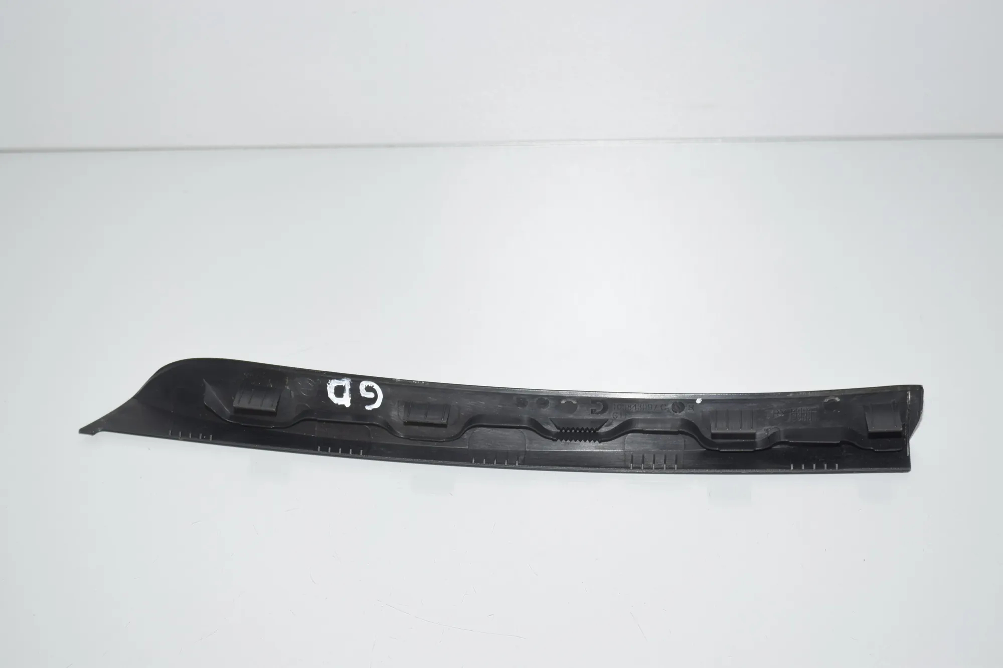 Rear Right Door Window Strip – OEM 7377302 · BMW 7 (G11, G12) 730 d, Ld xDrive 2017 – 4