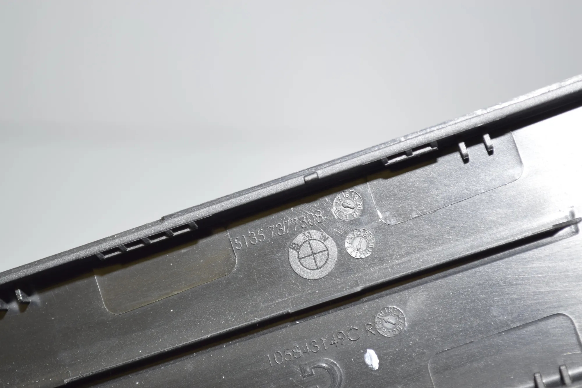 Rear Right Door Window Strip – OEM 7377308 · BMW 7 (G11, G12) 730 d, Ld xDrive 2017 – 5