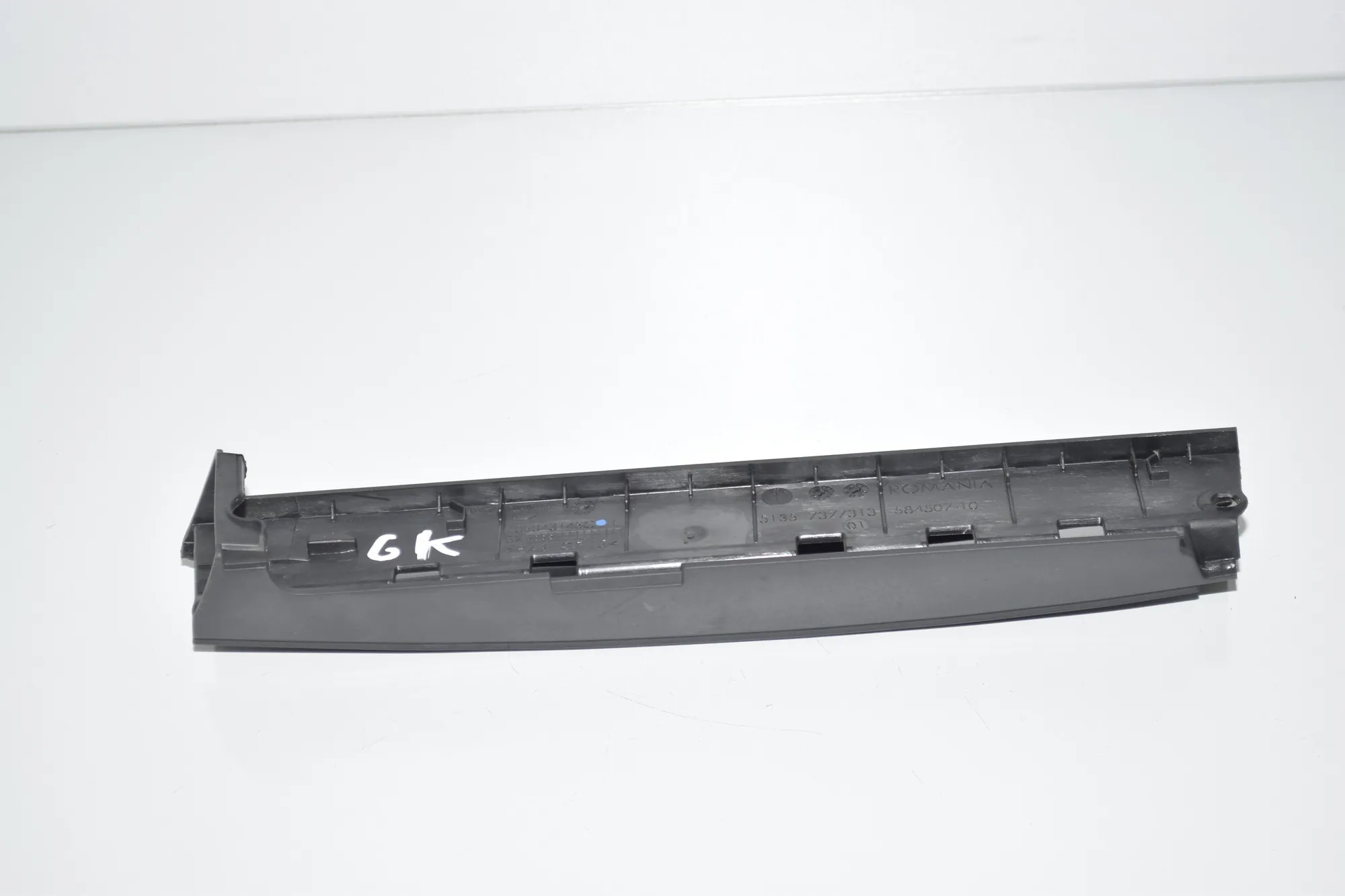 Rear Left Door Window Strip – OEM 7377313 · BMW 7 (G11, G12) 730 d, Ld xDrive 2017 – 4