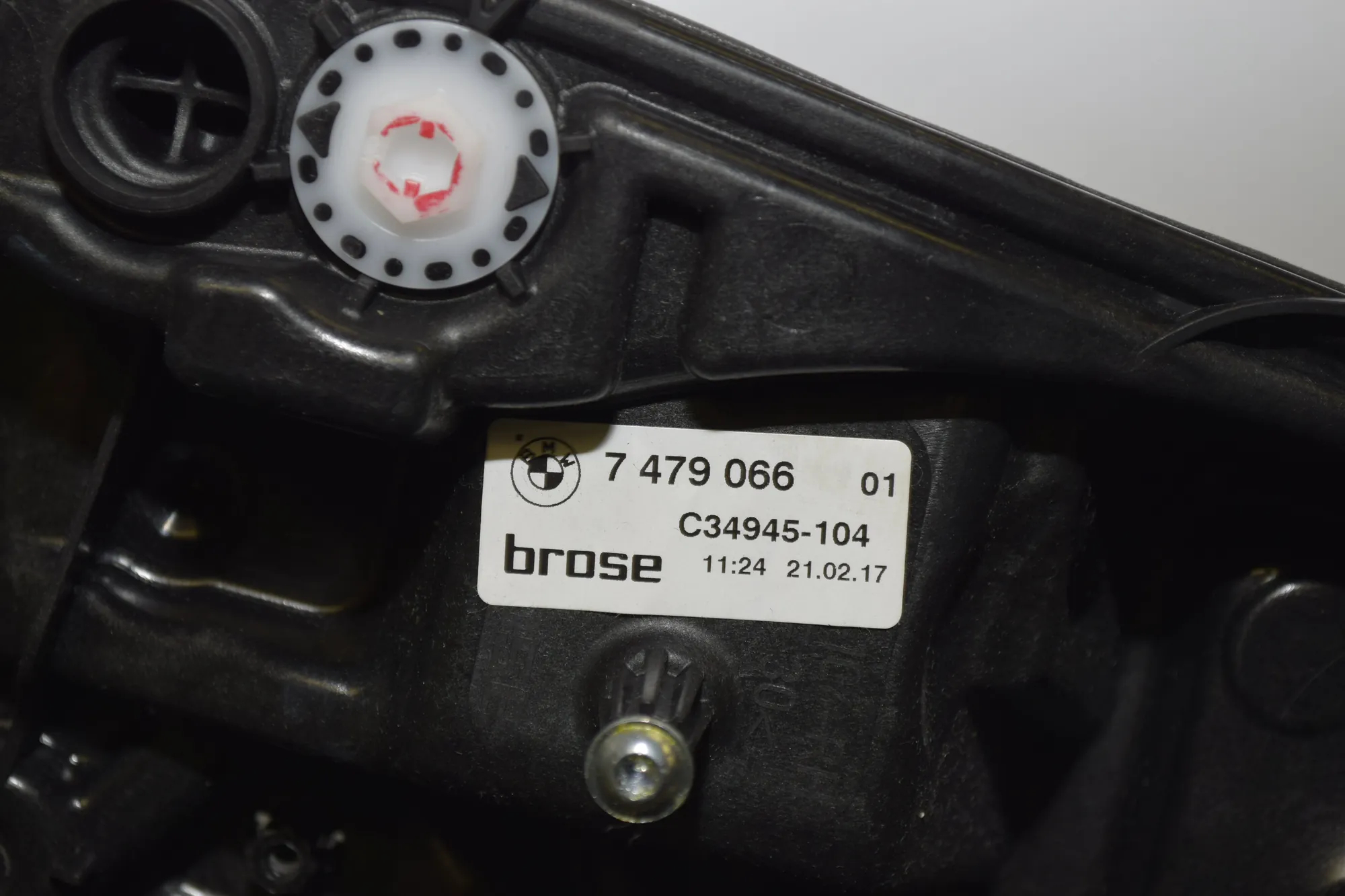 Rear Right Door Window Regulator – OEM 7479066 · BMW 7 (G11, G12) 730 d, Ld xDrive 2017 – 5