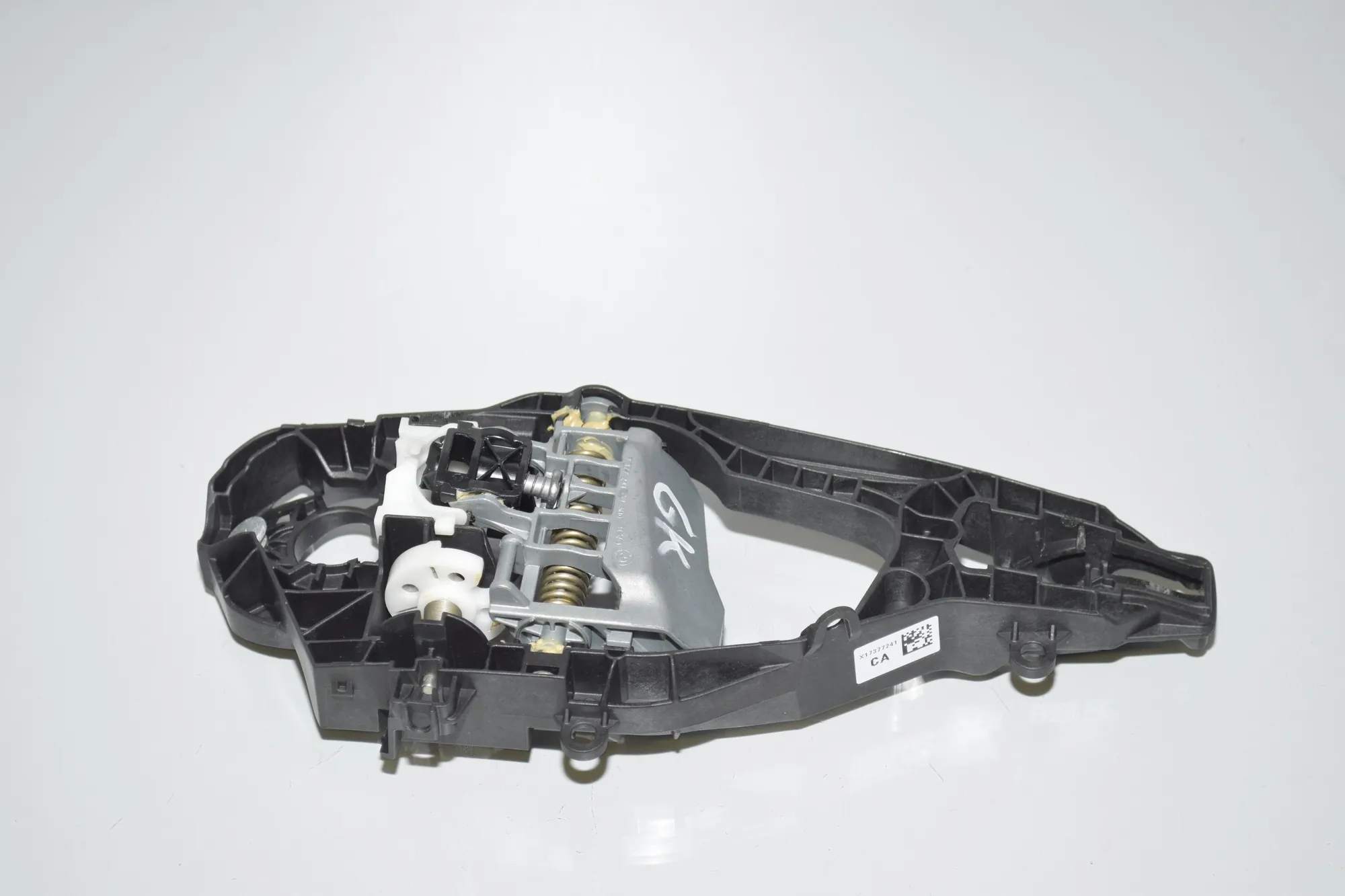 Rear Left Door Interior Handle Frame – OEM 7377241 · BMW 7 (G11, G12) 730 d, Ld xDrive 2017