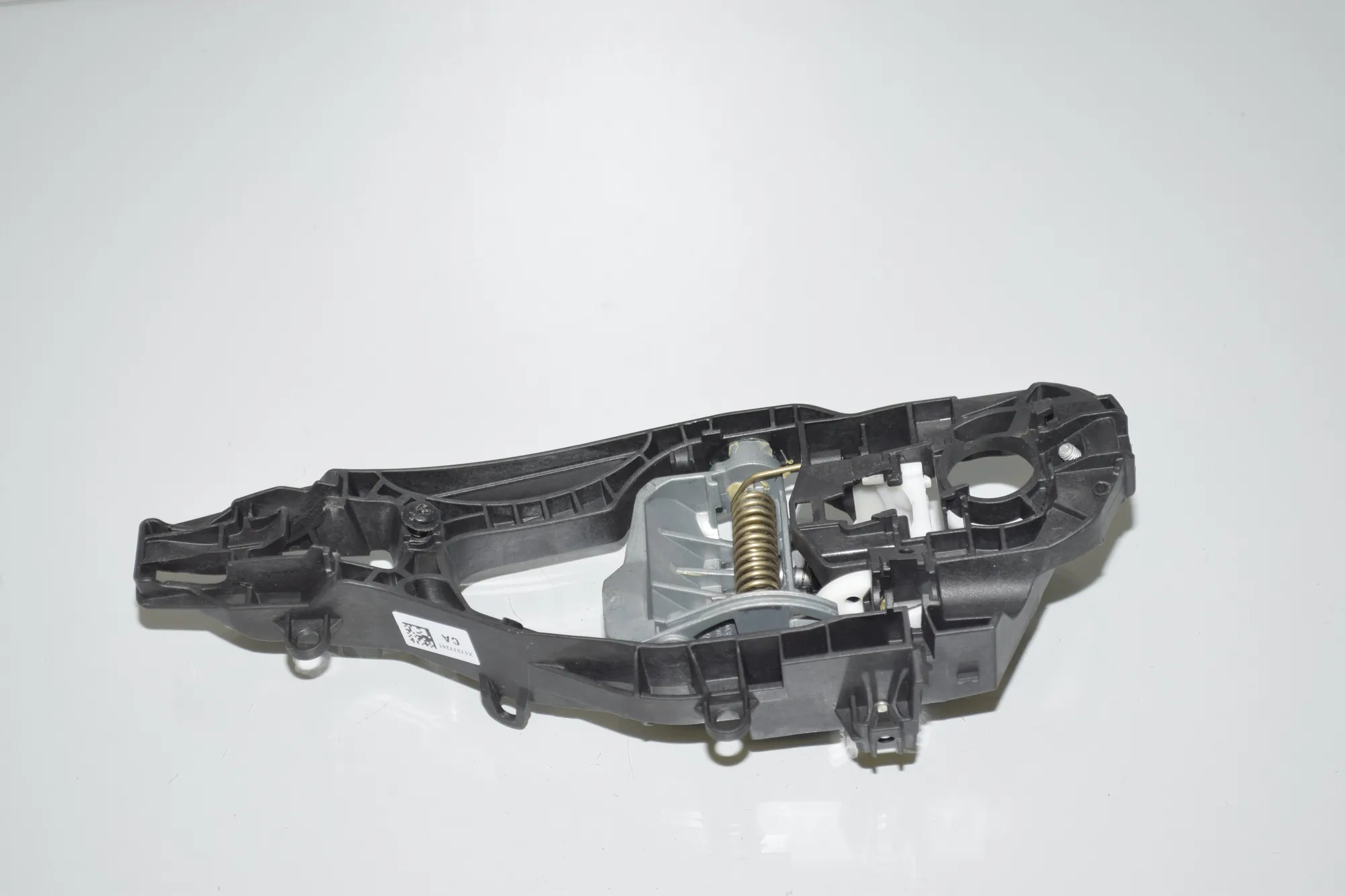 Rear Left Door Interior Handle Frame – OEM 7377241 · BMW 7 (G11, G12) 730 d, Ld xDrive 2017 – 3