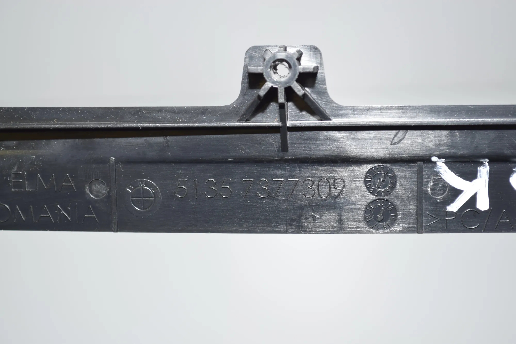Bracket – OEM 7377309 · BMW 7 (G11, G12) 730 d, Ld xDrive 2017 – 5