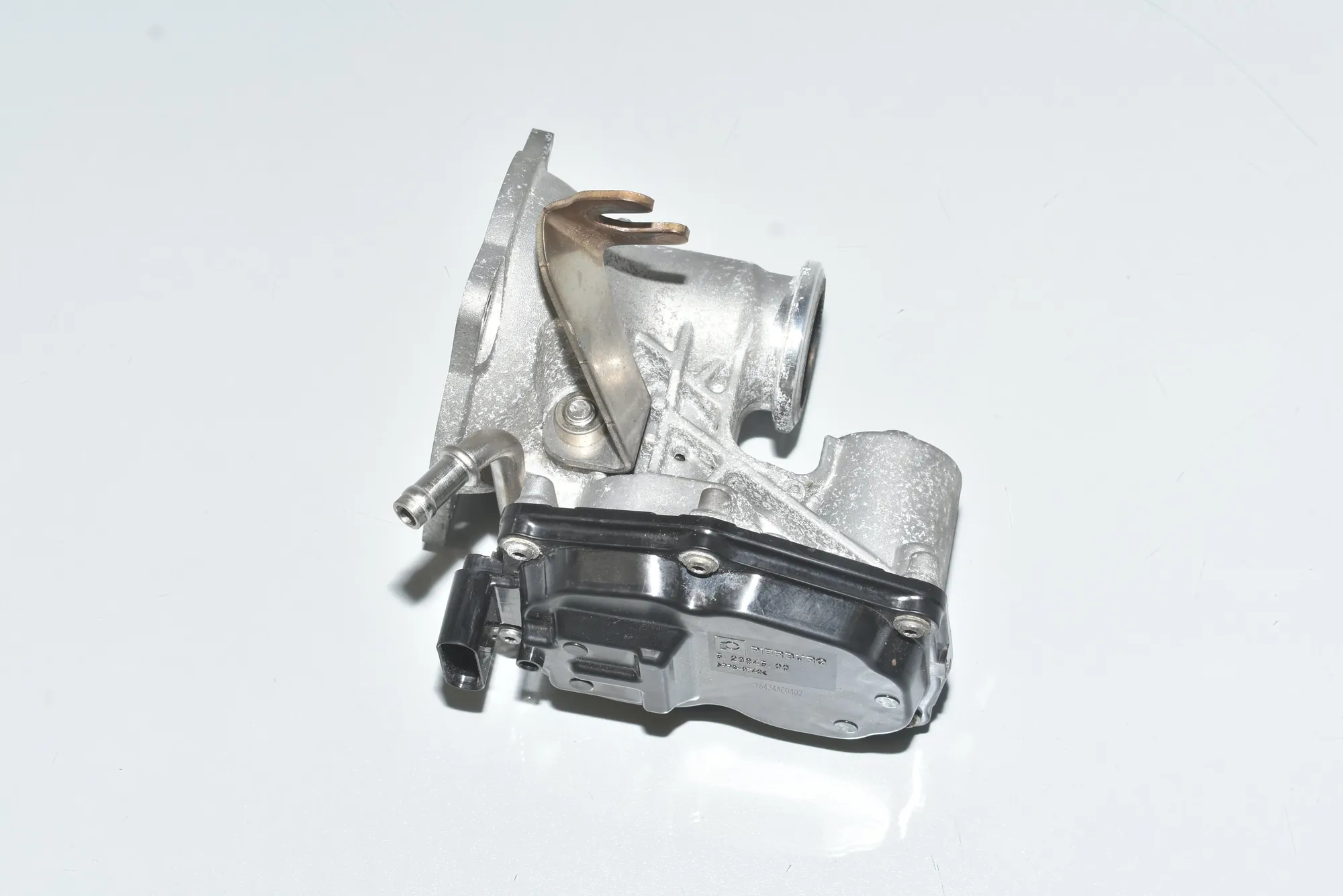 EGR Valve – OEM 8574820 · BMW 7 (G11, G12) 730 d, Ld xDrive 2017