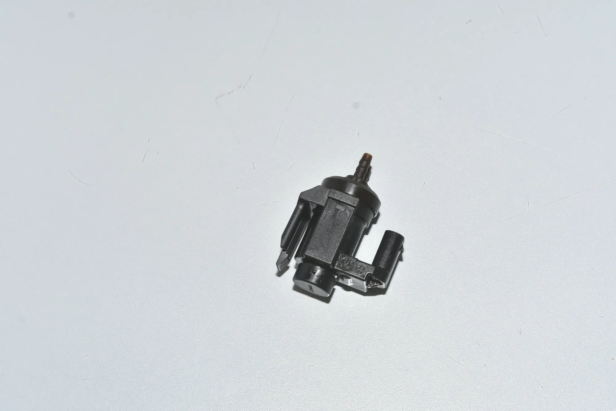 Solenoid Valve – OEM 11748570591 · BMW 7 (G11, G12) 730 d, Ld xDrive 2017 – 2