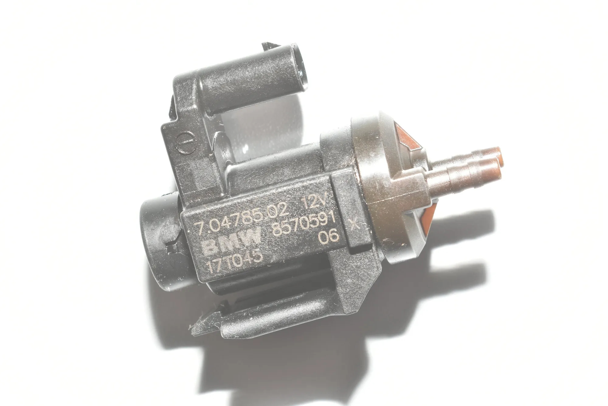 Solenoid Valve – OEM 11748570591 · BMW 7 (G11, G12) 730 d, Ld xDrive 2017 – 4