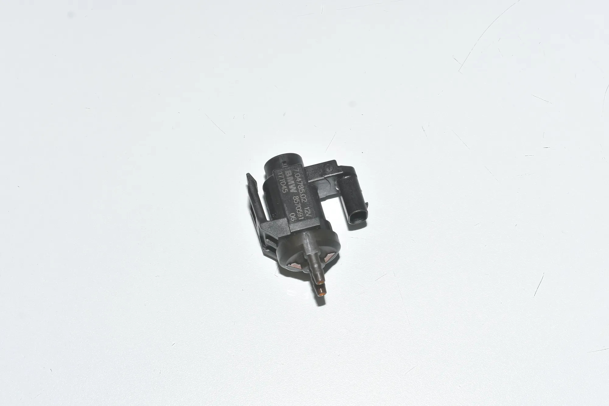 Solenoid Valve – OEM 11748570591 · BMW 7 (G11, G12) 730 d, Ld xDrive 2017 – 2