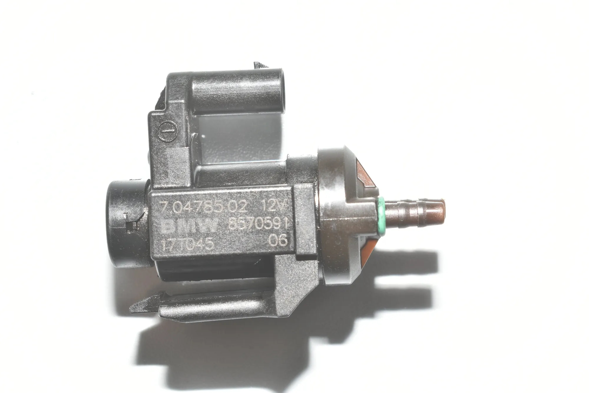 Solenoid Valve – OEM 11748570591 · BMW 7 (G11, G12) 730 d, Ld xDrive 2017 – 4