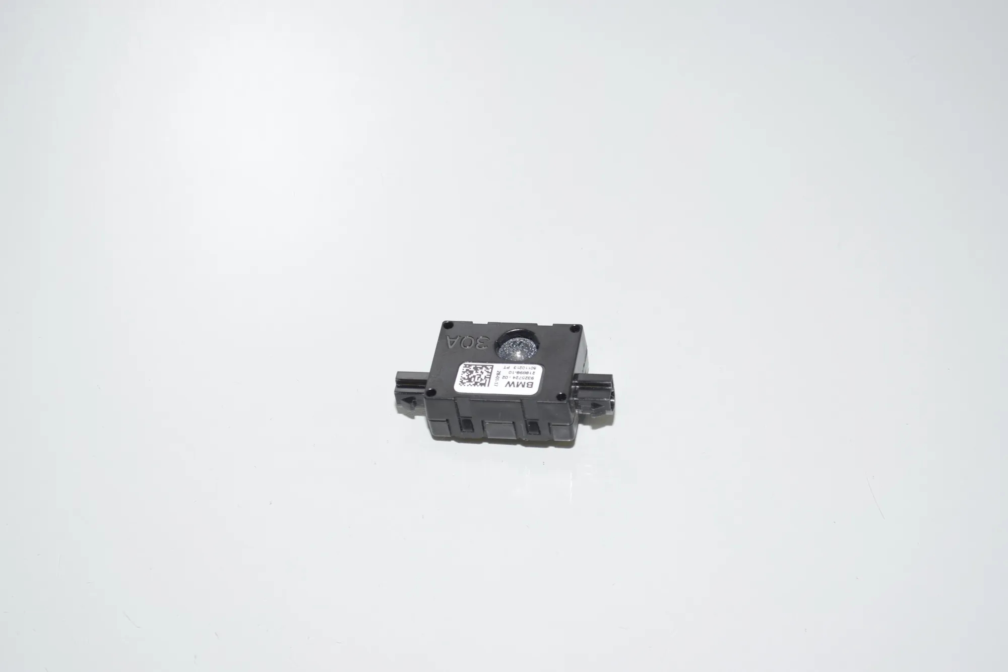 Antenna Amplifier – OEM 9325724 · BMW 7 (G11, G12) 730 d, Ld xDrive 2017 – 2