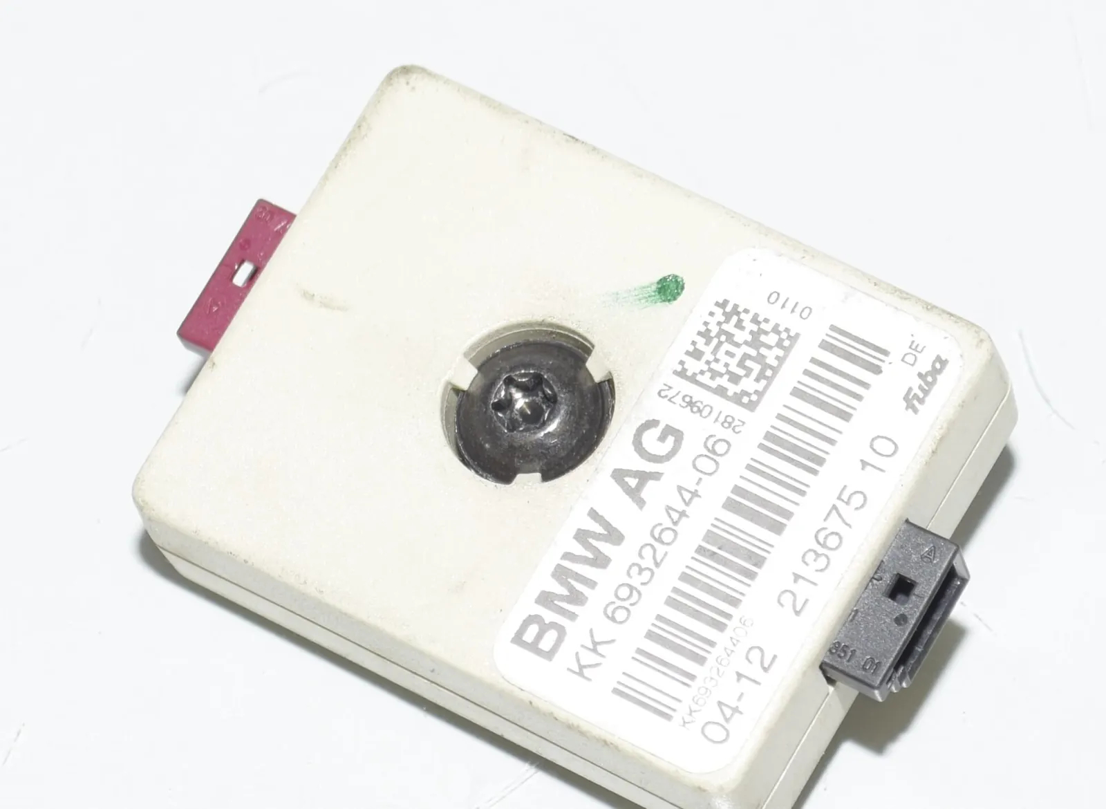 Antenna Amplifier – OEM 65206932644 · BMW X6 (E71, E72) BMW X6 (E71, E72) xDrive 30 d 2009 – 7