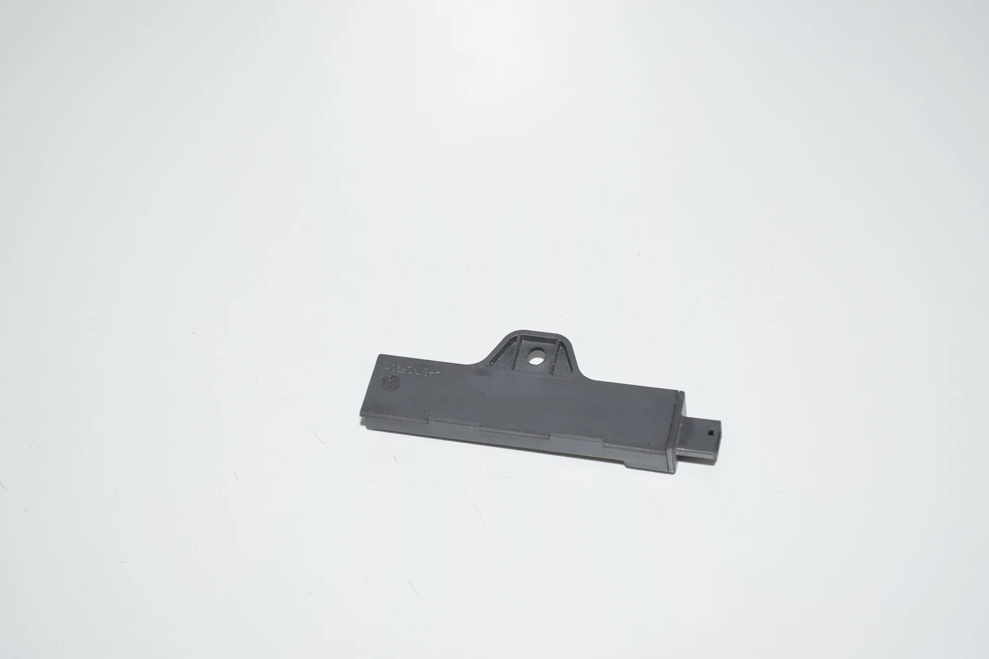 Antenna – OEM 9220832 · BMW 7 (G11, G12) 730 d, Ld xDrive 2017 – 3