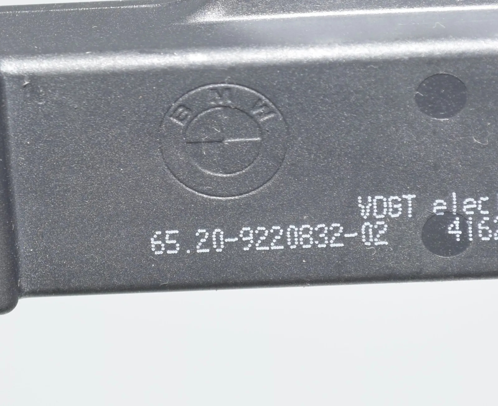 Antenna – OEM 9220832 · BMW 7 (G11, G12) 730 d, Ld xDrive 2017 – 5