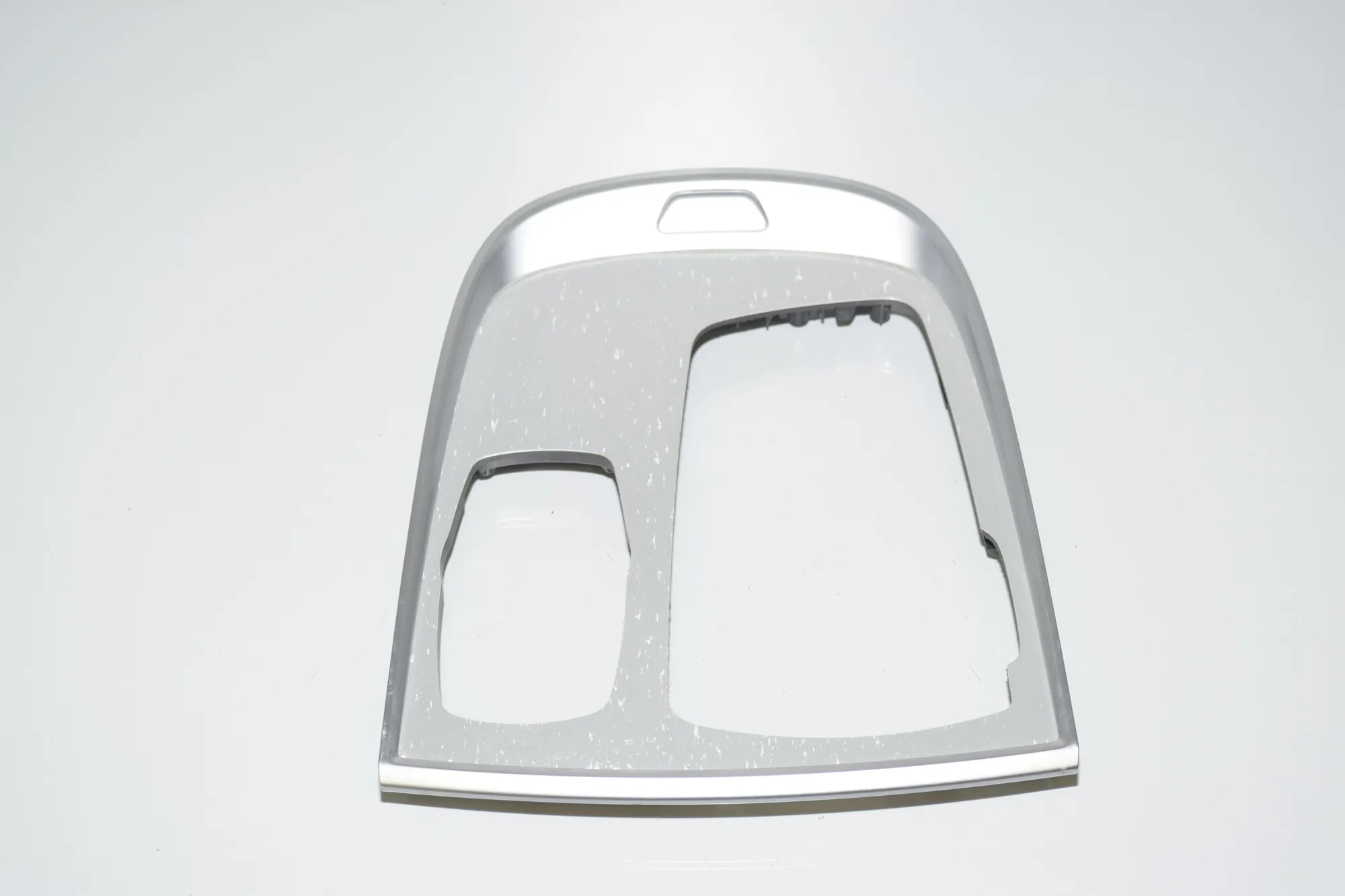 Center Console Trim – OEM 9301738 · BMW 7 (G11, G12) 730 d, Ld xDrive 2017 – 2