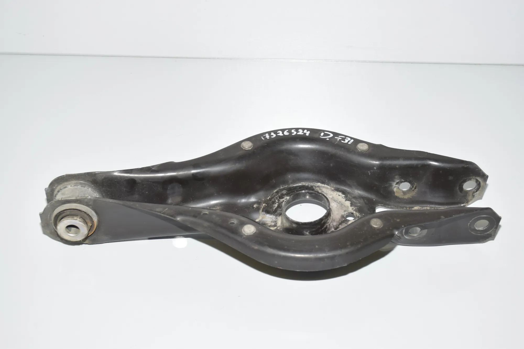 Rear Right Lower Control Arm – OEM 6867540 · BMW 3 Touring (F31) 320 d xDrive 2017