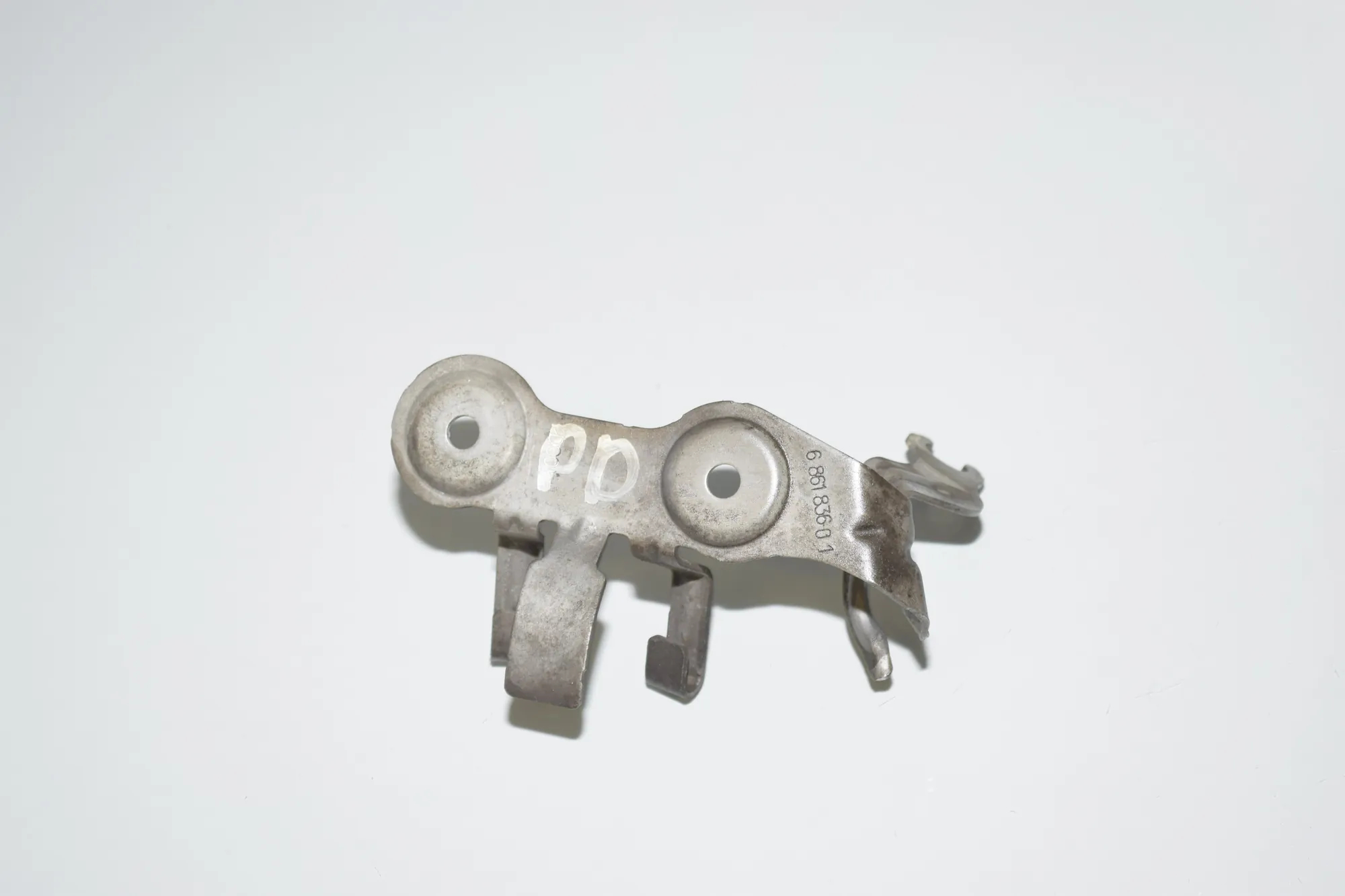 Bracket – OEM 6861836 · BMW 7 (G11, G12) 730 d, Ld xDrive 2017 – 2