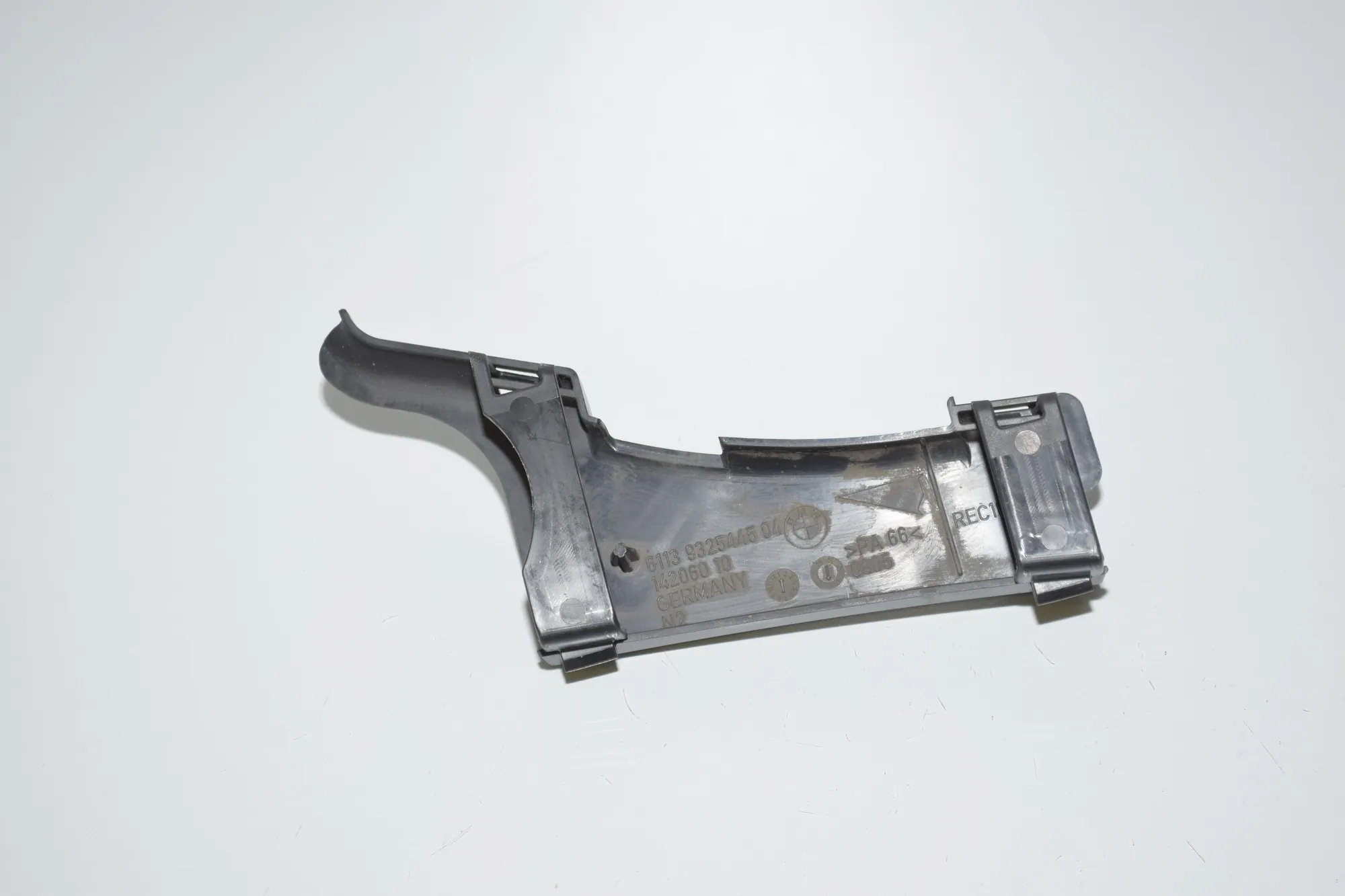 Bracket – OEM 9325445 · BMW 7 (G11, G12) 730 d, Ld xDrive 2017 – 2
